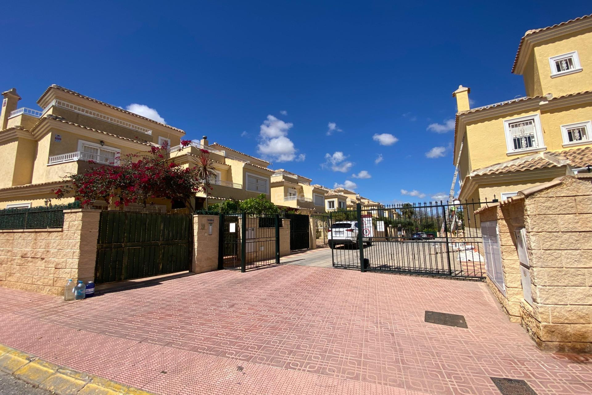 Reventa - Duplex - Torrevieja - Los Altos