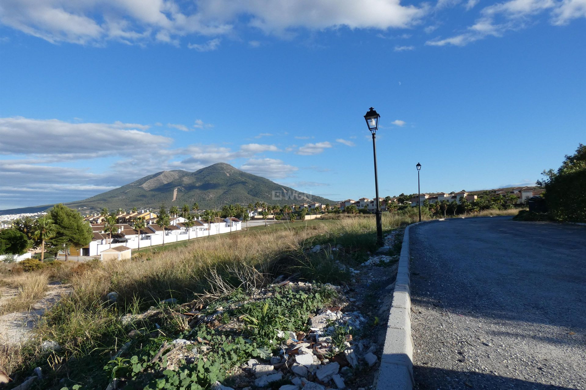 Reventa - Parcela / Terreno - Coin - Inland