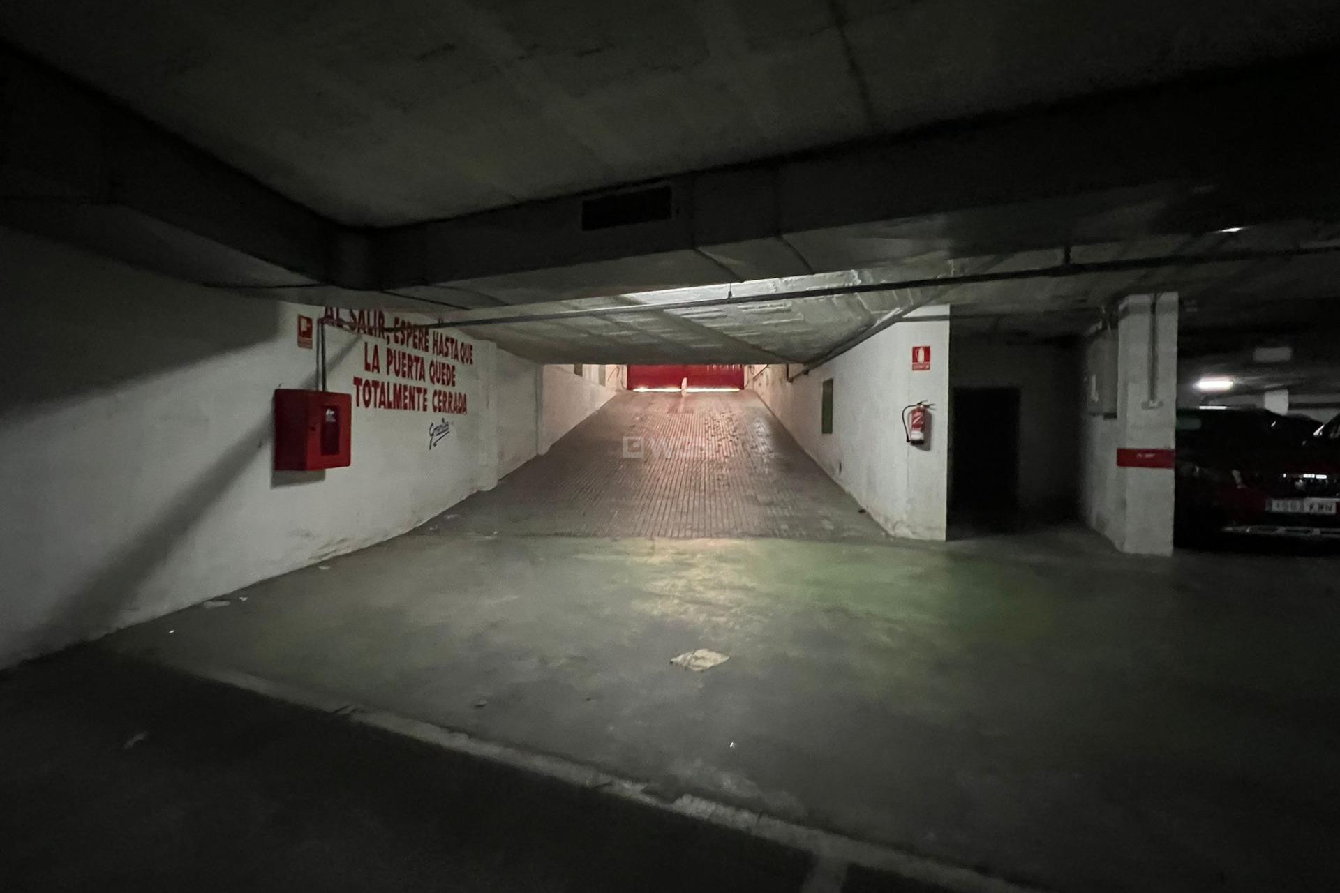 Reventa - Parking - Torrevieja - Centro