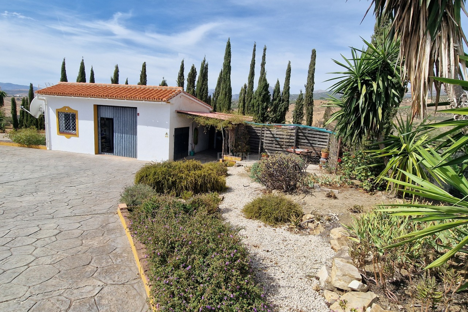 Reventa - Villa - Alcaucín - Inland