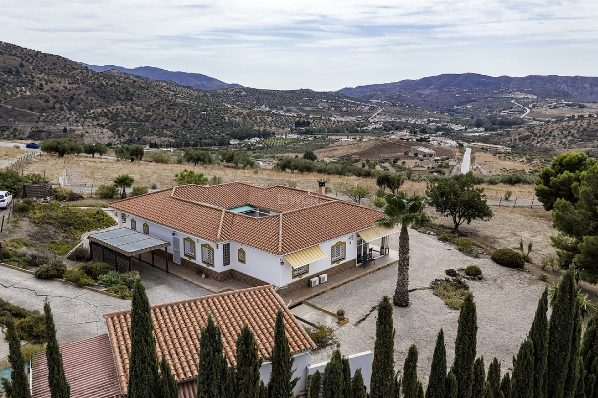 Reventa - Villa - Alcaucín - Inland