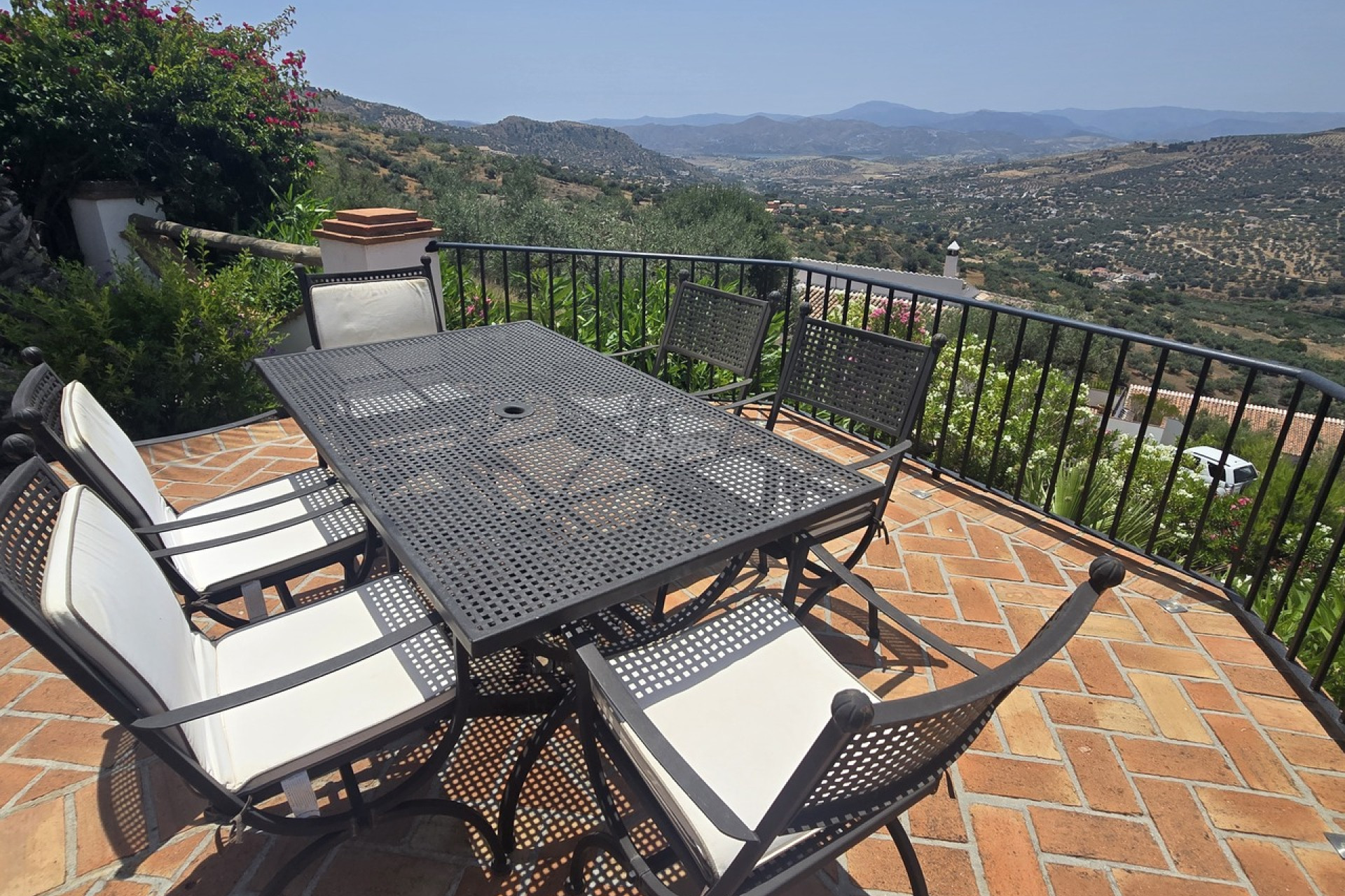 Reventa - Villa - Alcaucín - Inland