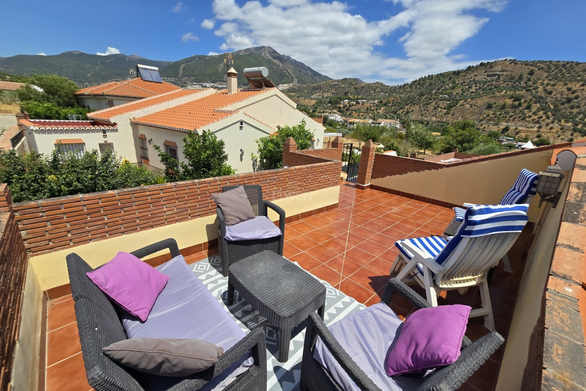 Reventa - Villa - Alcaucín - Inland