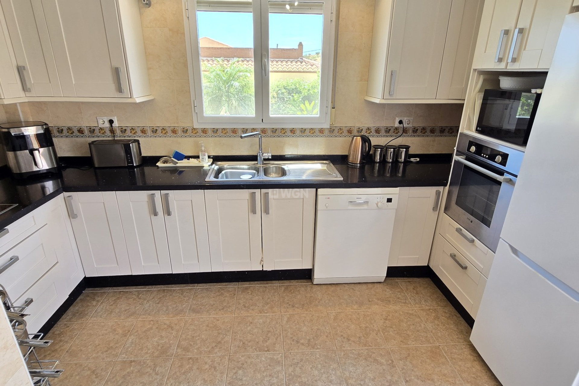 Reventa - Villa - Alcaucín - Inland