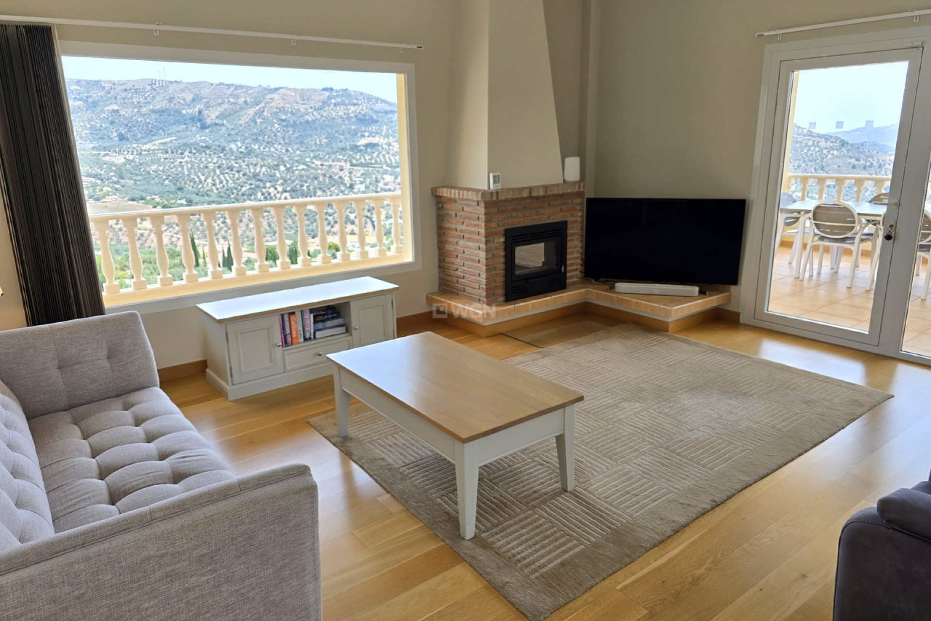 Reventa - Villa - Alcaucín - Inland