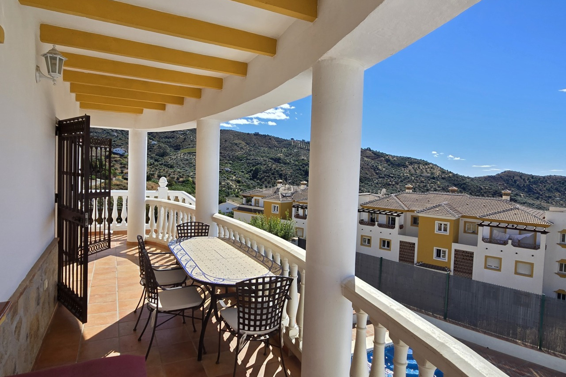 Reventa - Villa - Alcaucín - Inland