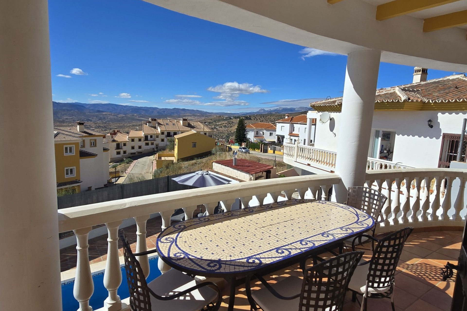 Reventa - Villa - Alcaucín - Inland