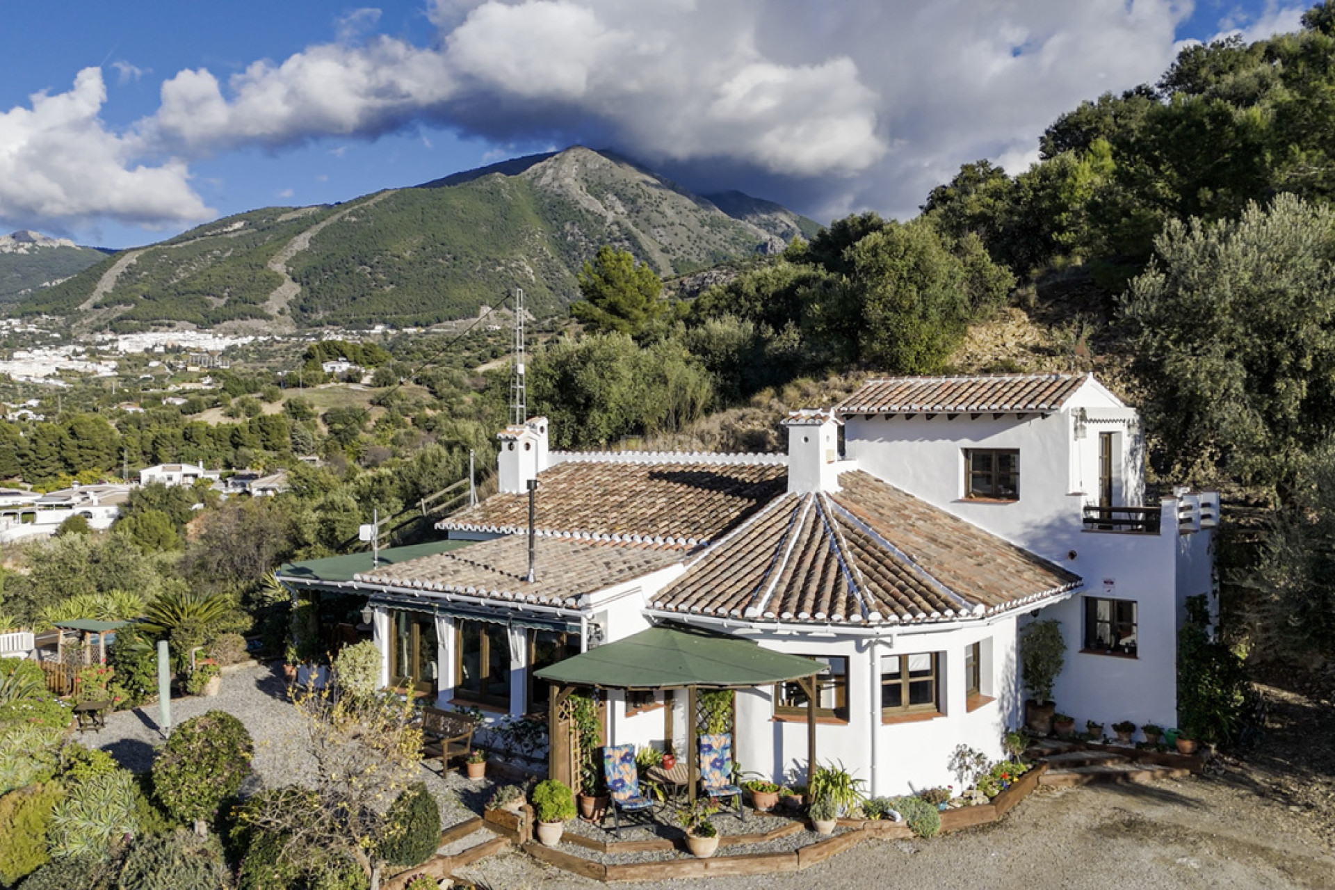 Reventa - Villa - Alcaucín - Inland