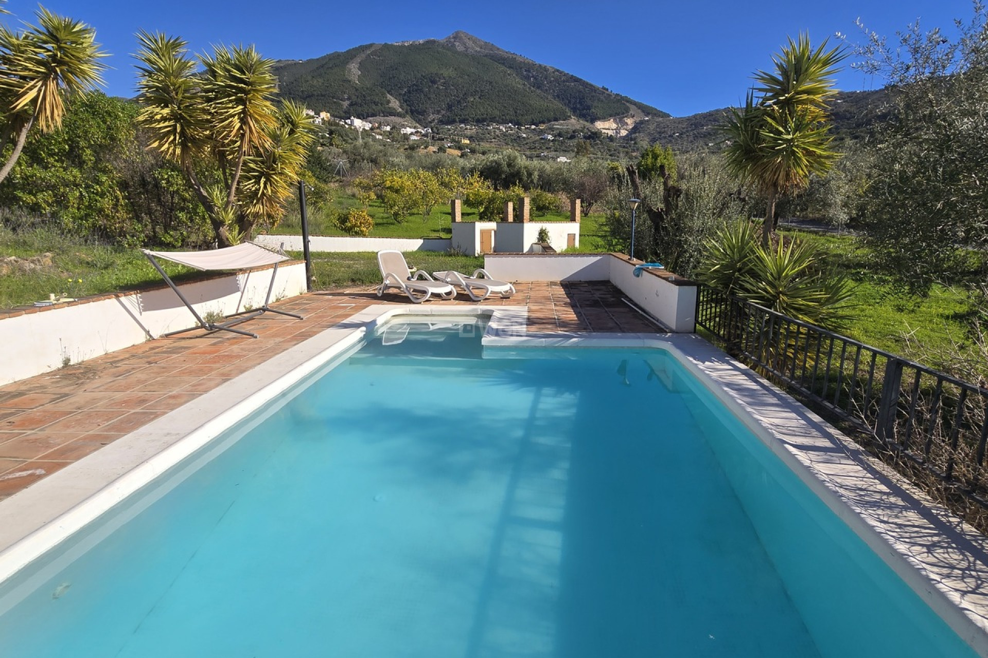 Reventa - Villa - Alcaucín - Inland