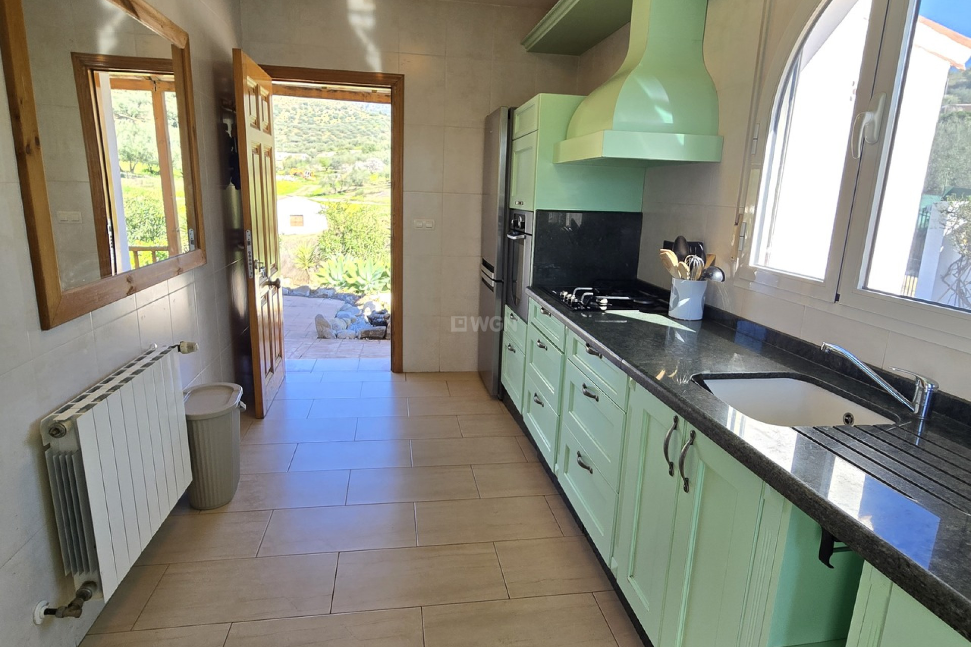 Reventa - Villa - Alcaucín - Inland