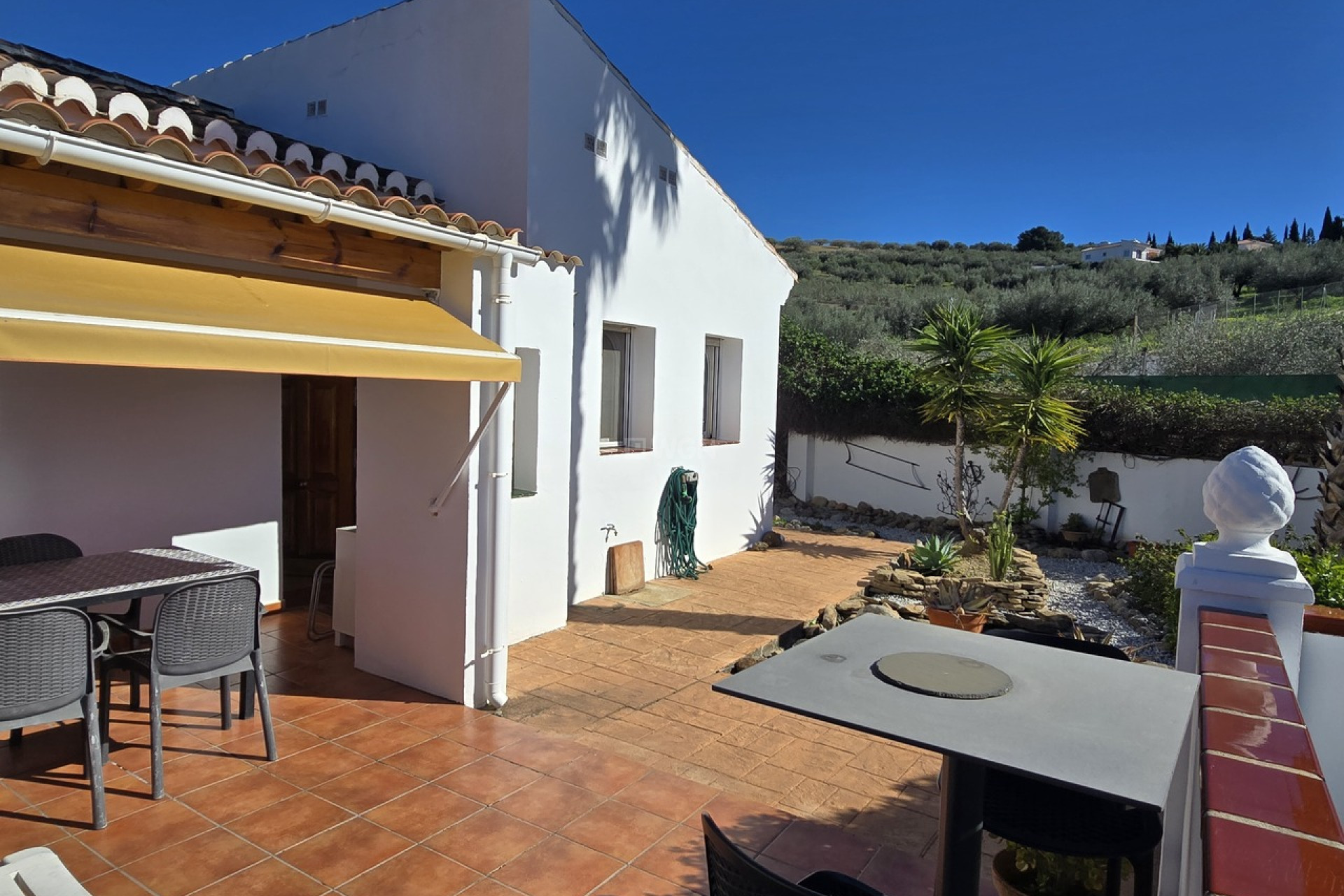 Reventa - Villa - Alcaucín - Inland