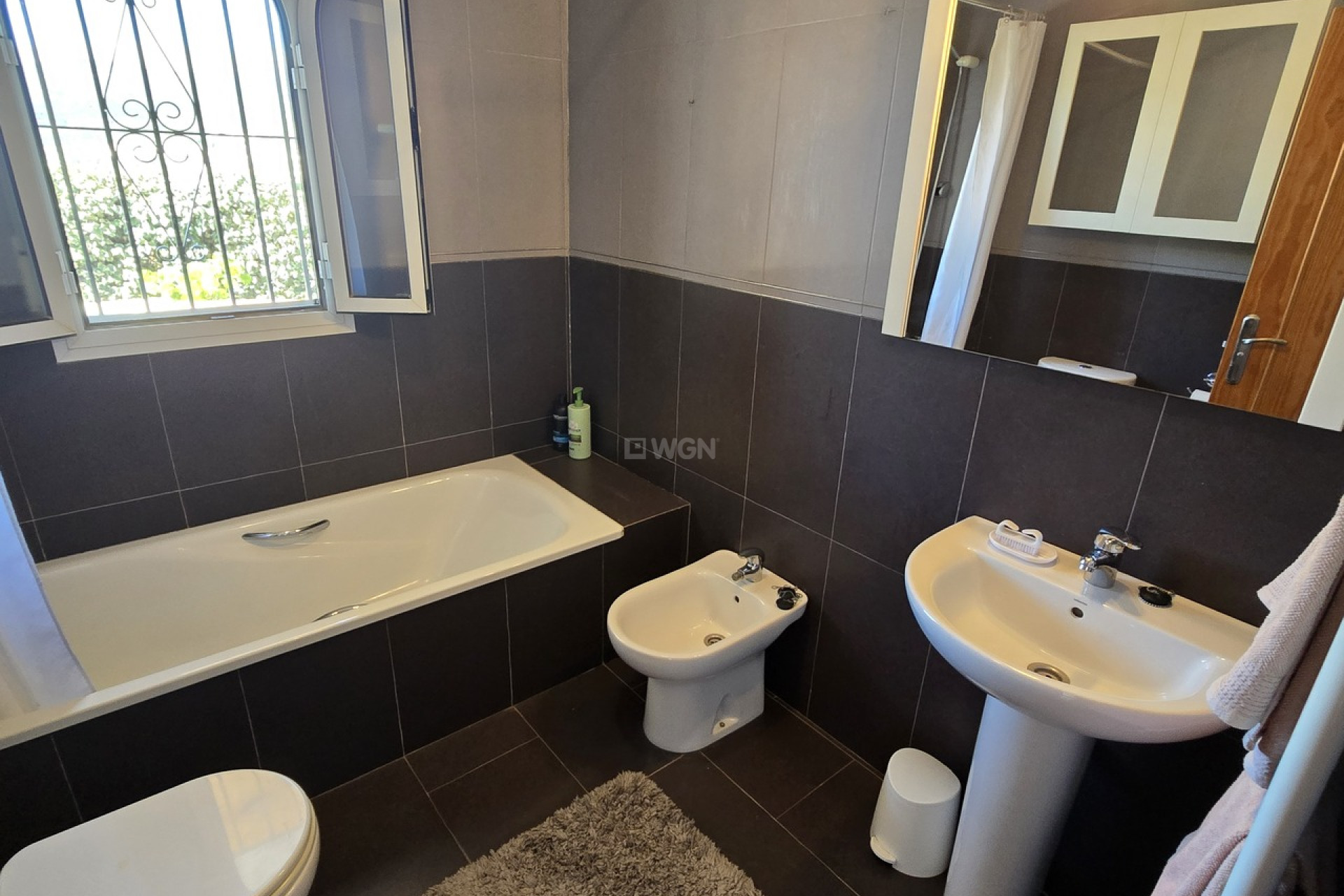 Reventa - Villa - Alcaucín - Inland