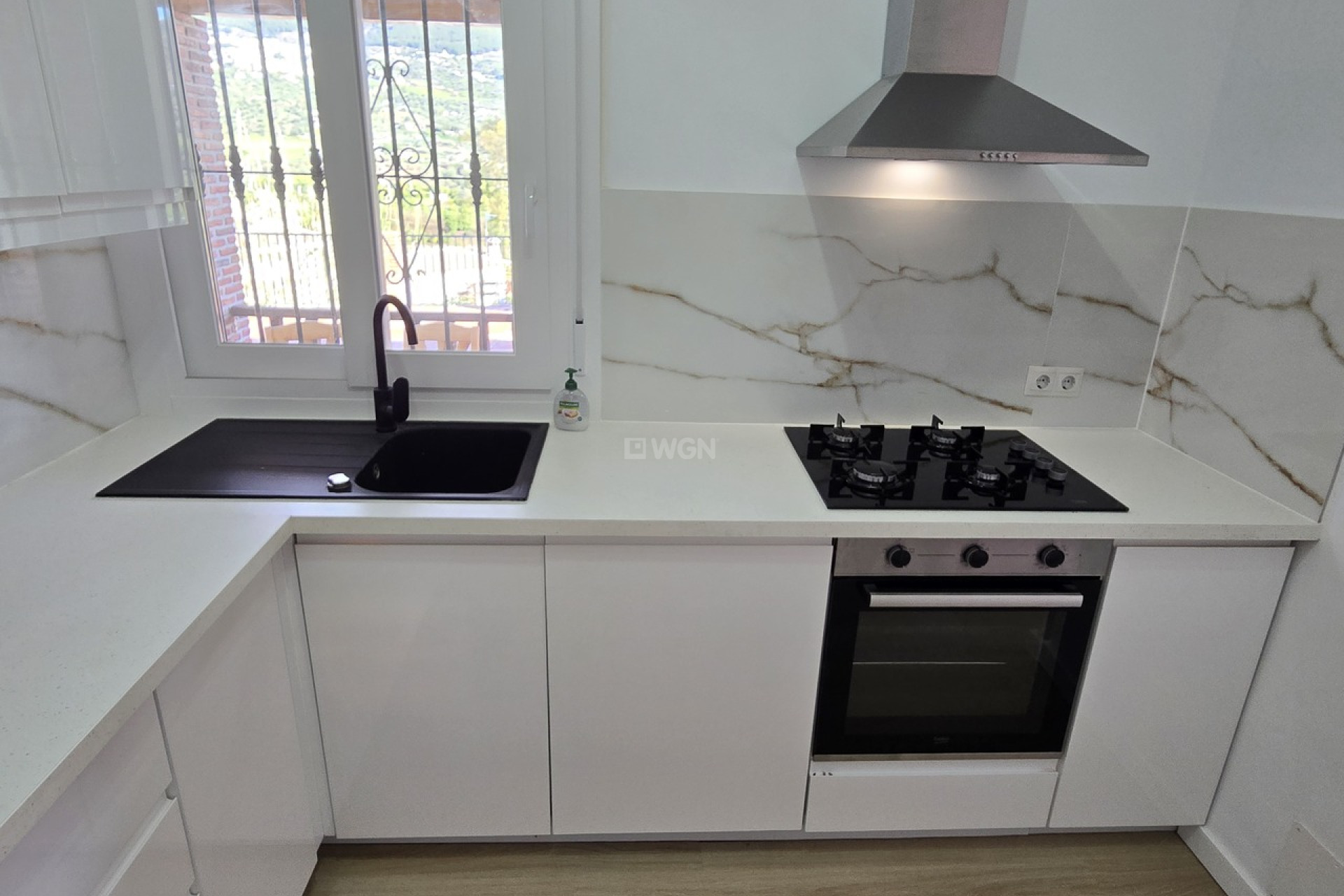 Reventa - Villa - Alcaucín - Inland