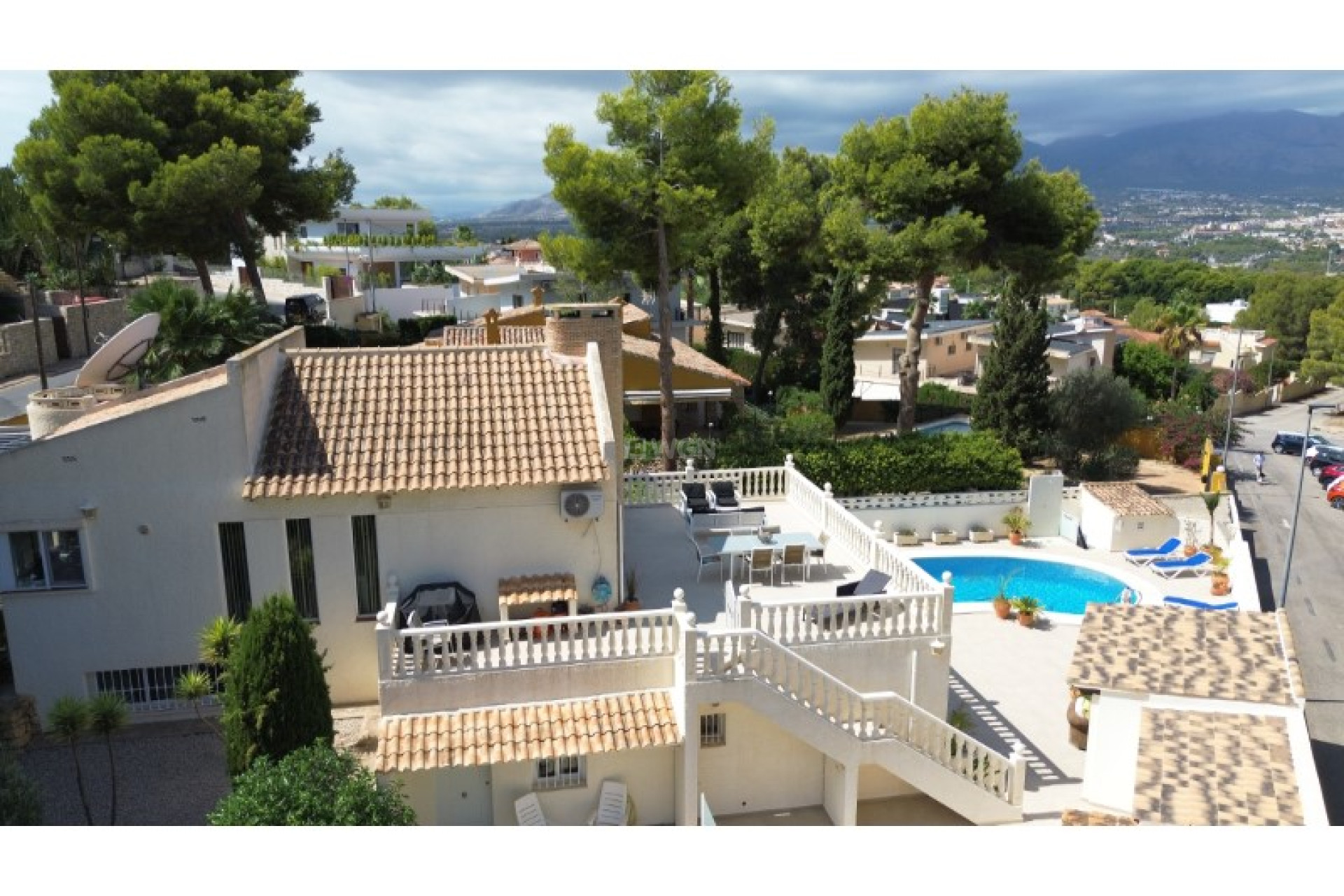 Reventa - Villa - Alfas del Pí - Costa Blanca