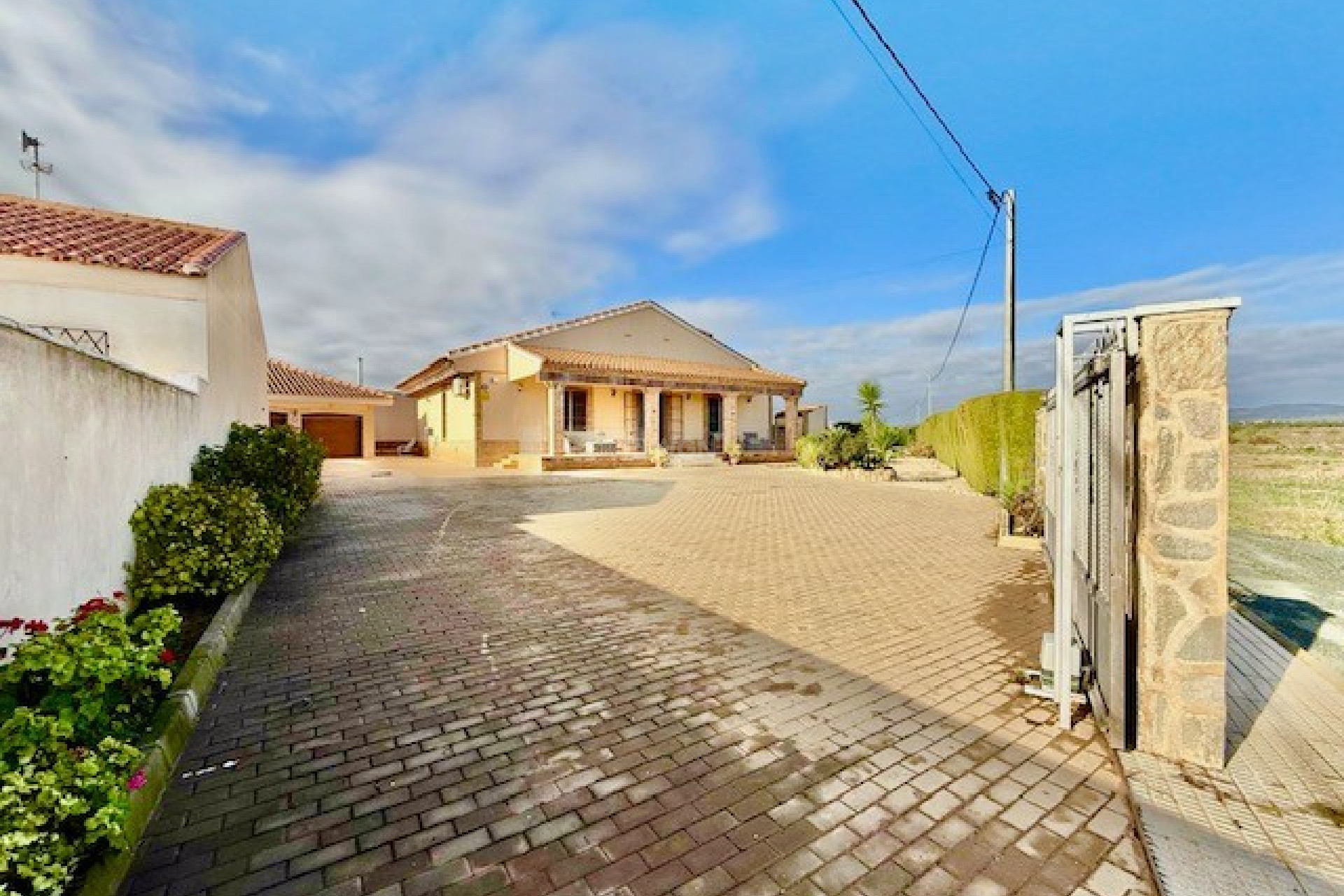 Reventa - Villa - Avileses - Inland