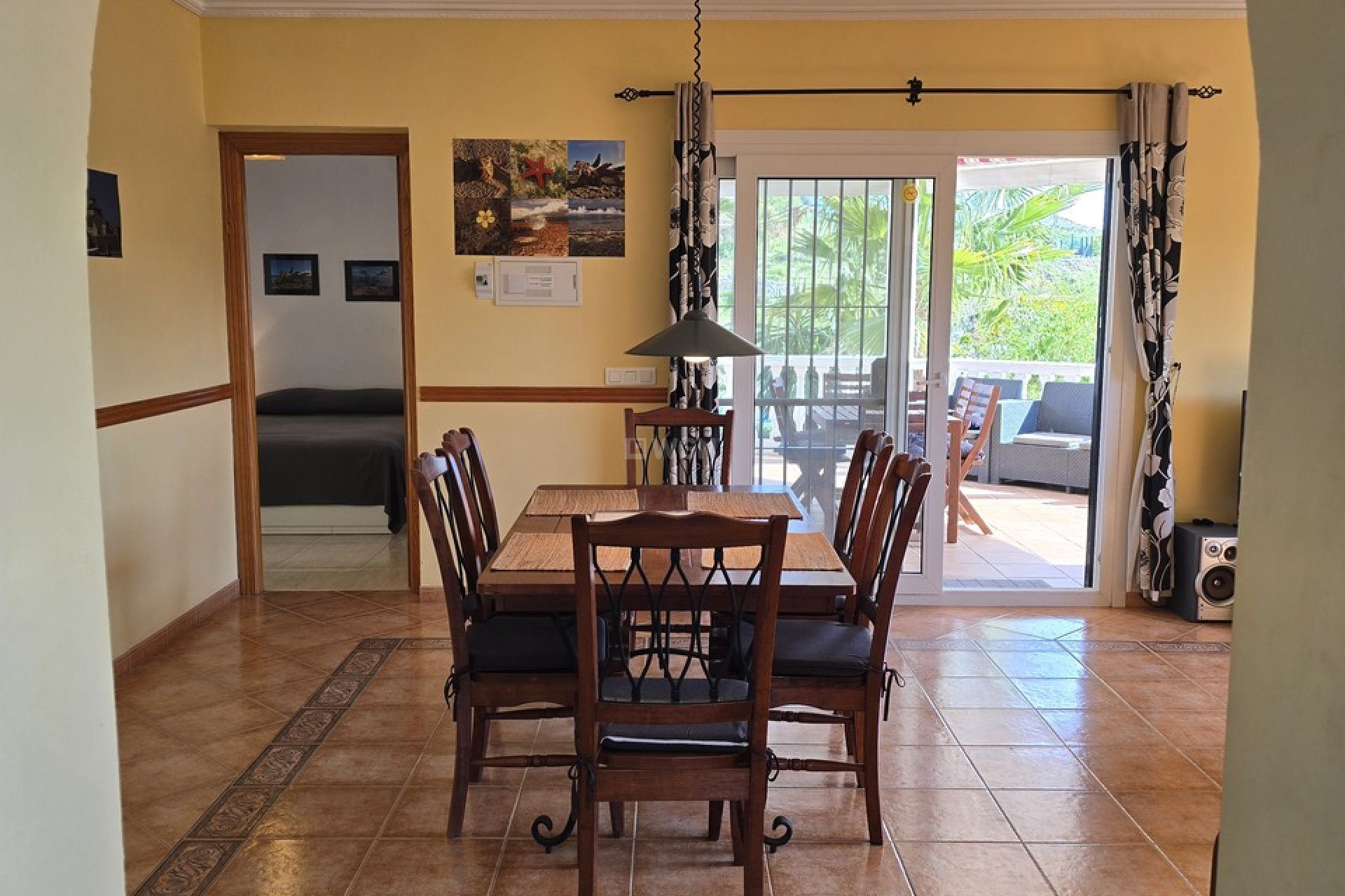 Reventa - Villa - Benamargosa - Inland