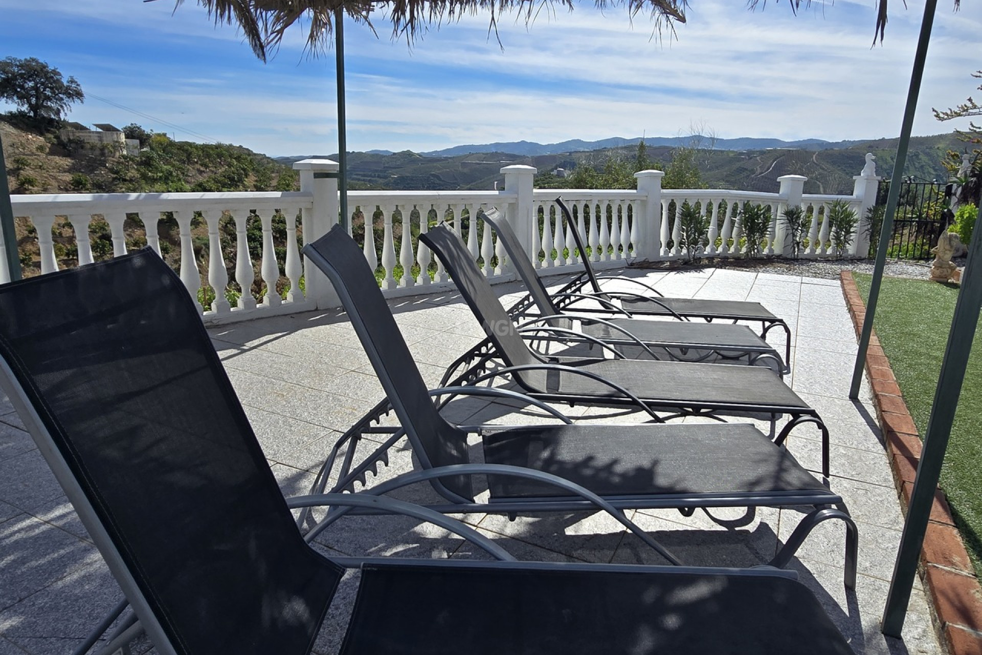 Reventa - Villa - Benamargosa - Inland