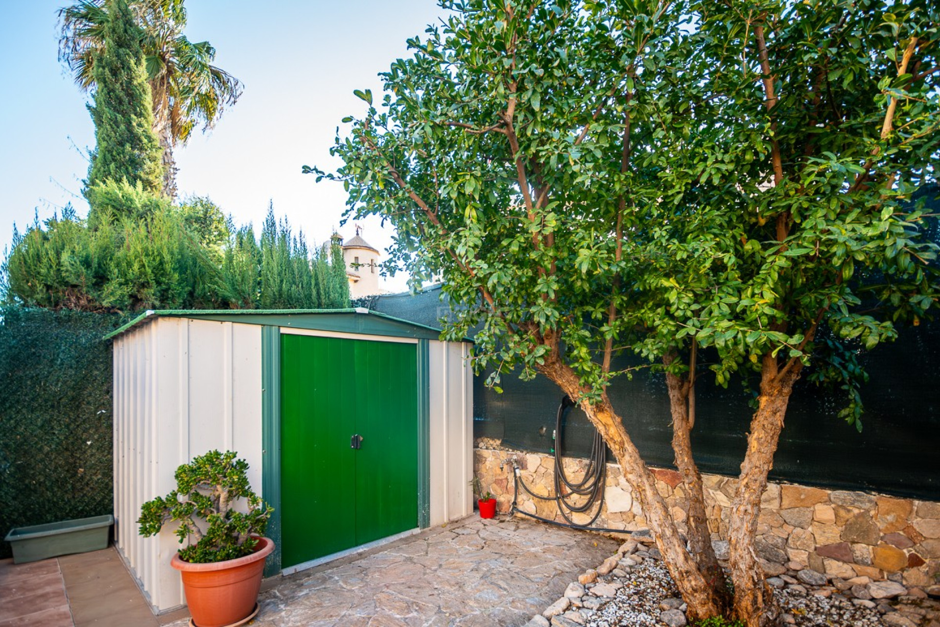 Reventa - Villa - Benferri - Inland