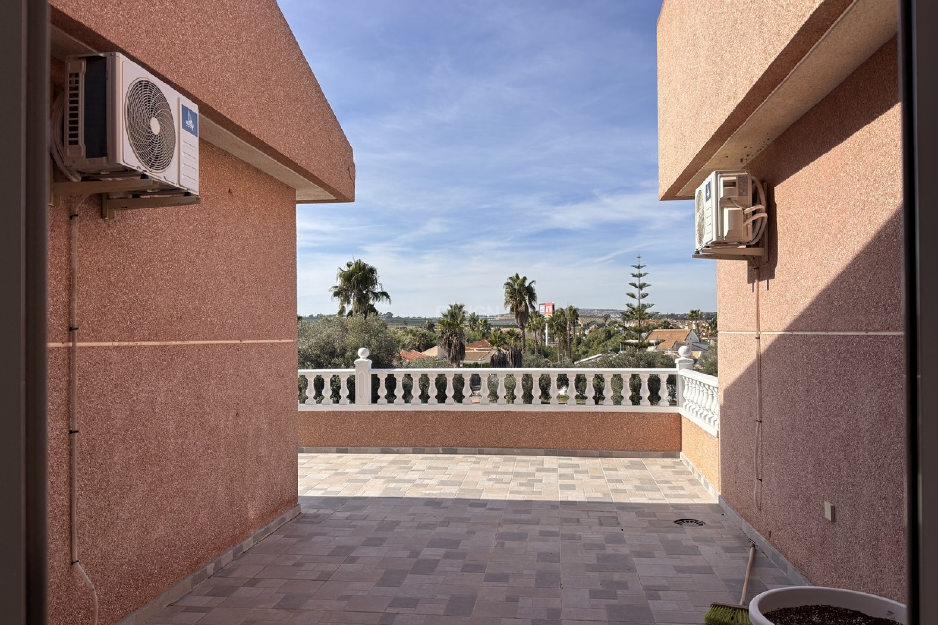 Reventa - Villa - Benijofar - Costa Blanca