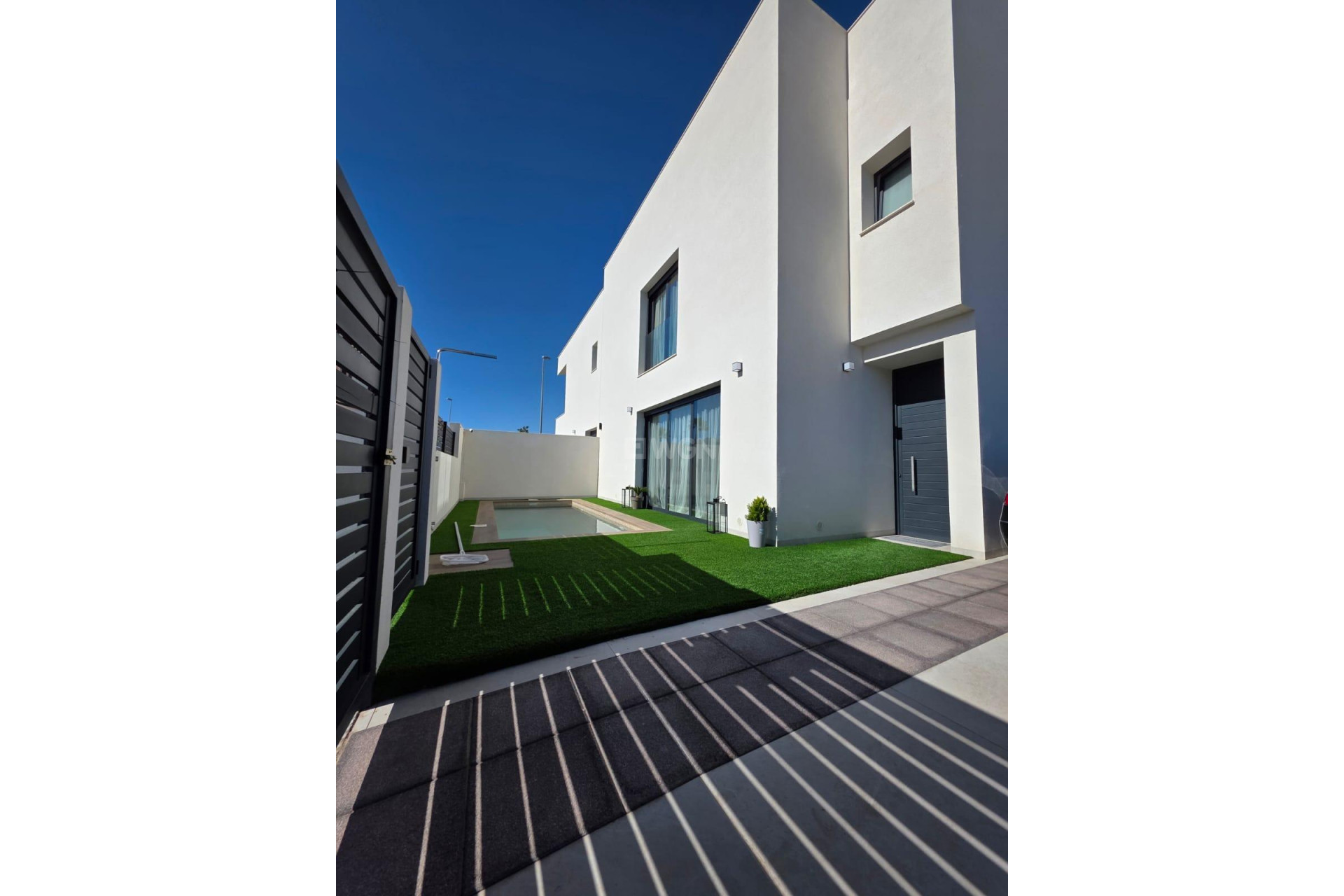 Reventa - Villa - Benijofar