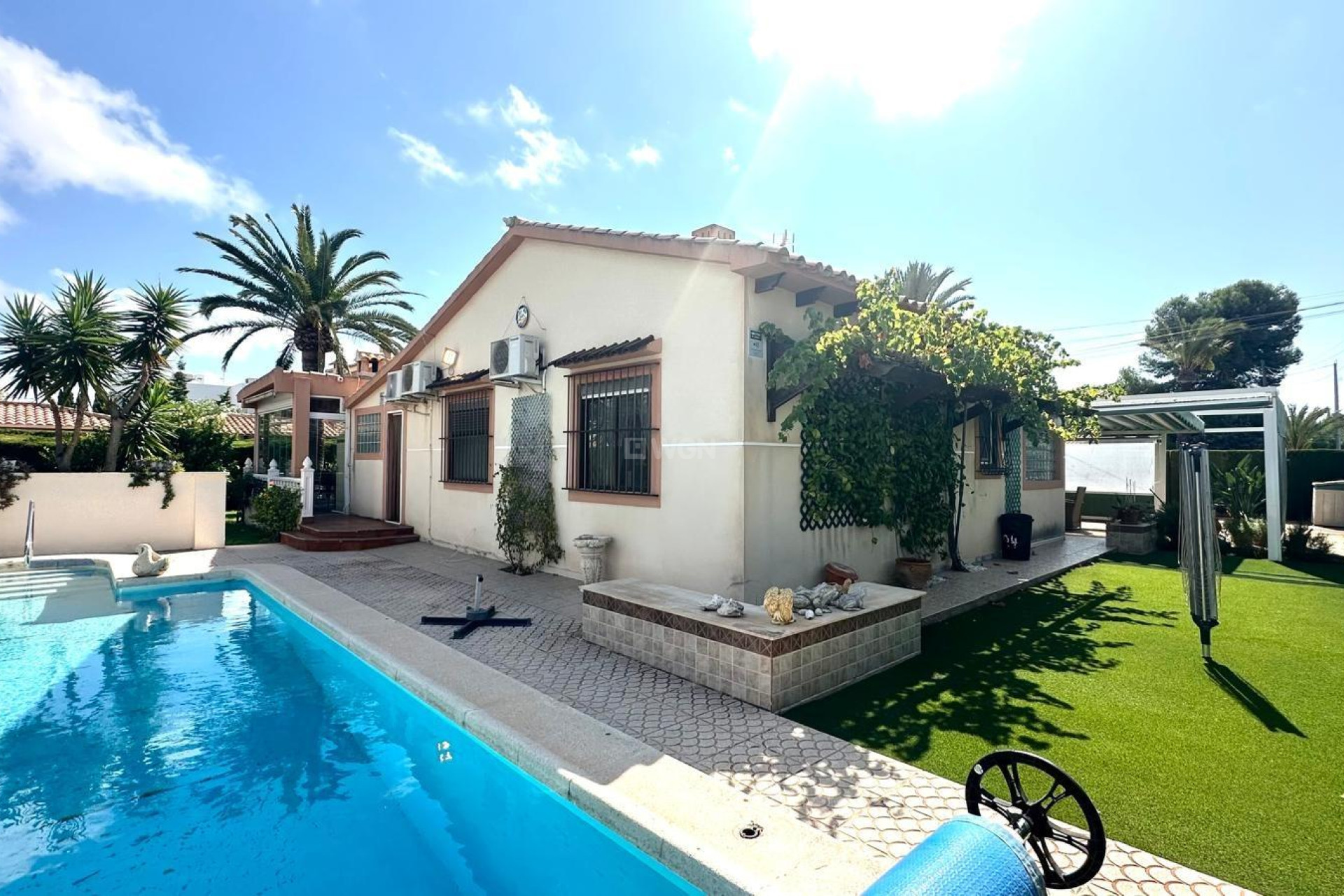 Reventa - Villa - Cabo Roig - Costa Blanca