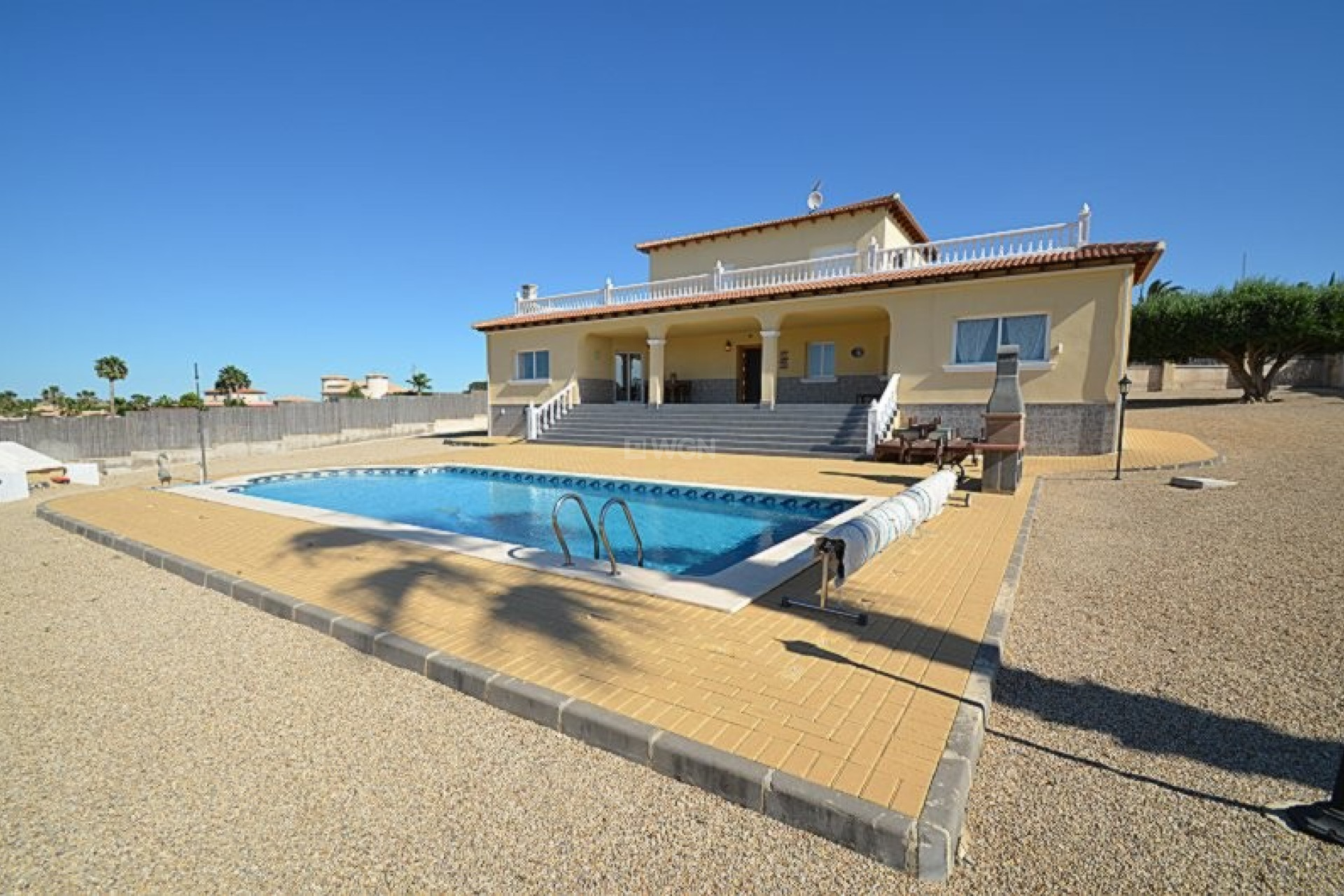 Reventa - Villa - Campos del Río - Inland