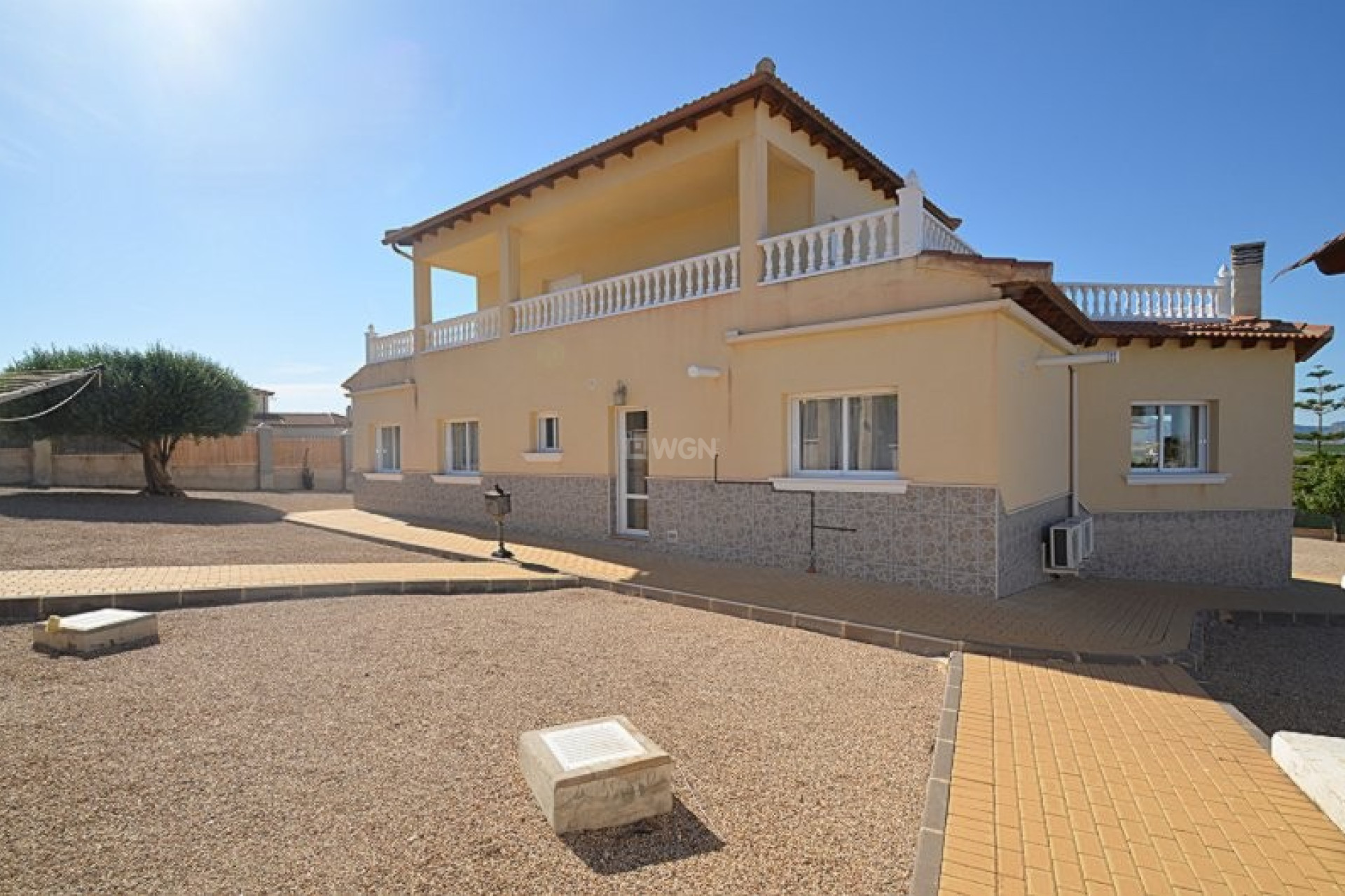 Reventa - Villa - Campos del Río - Inland