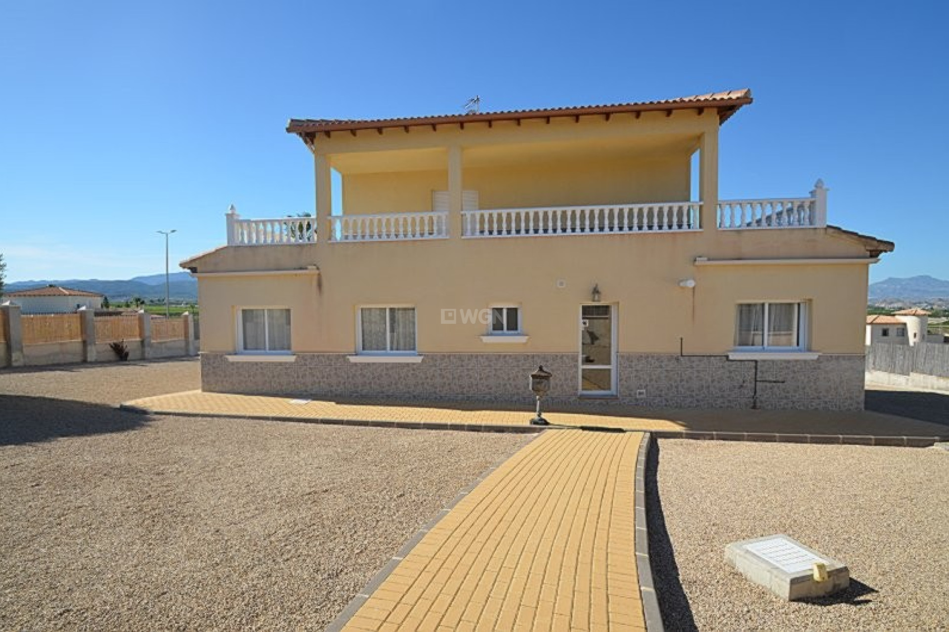 Reventa - Villa - Campos del Río - Inland