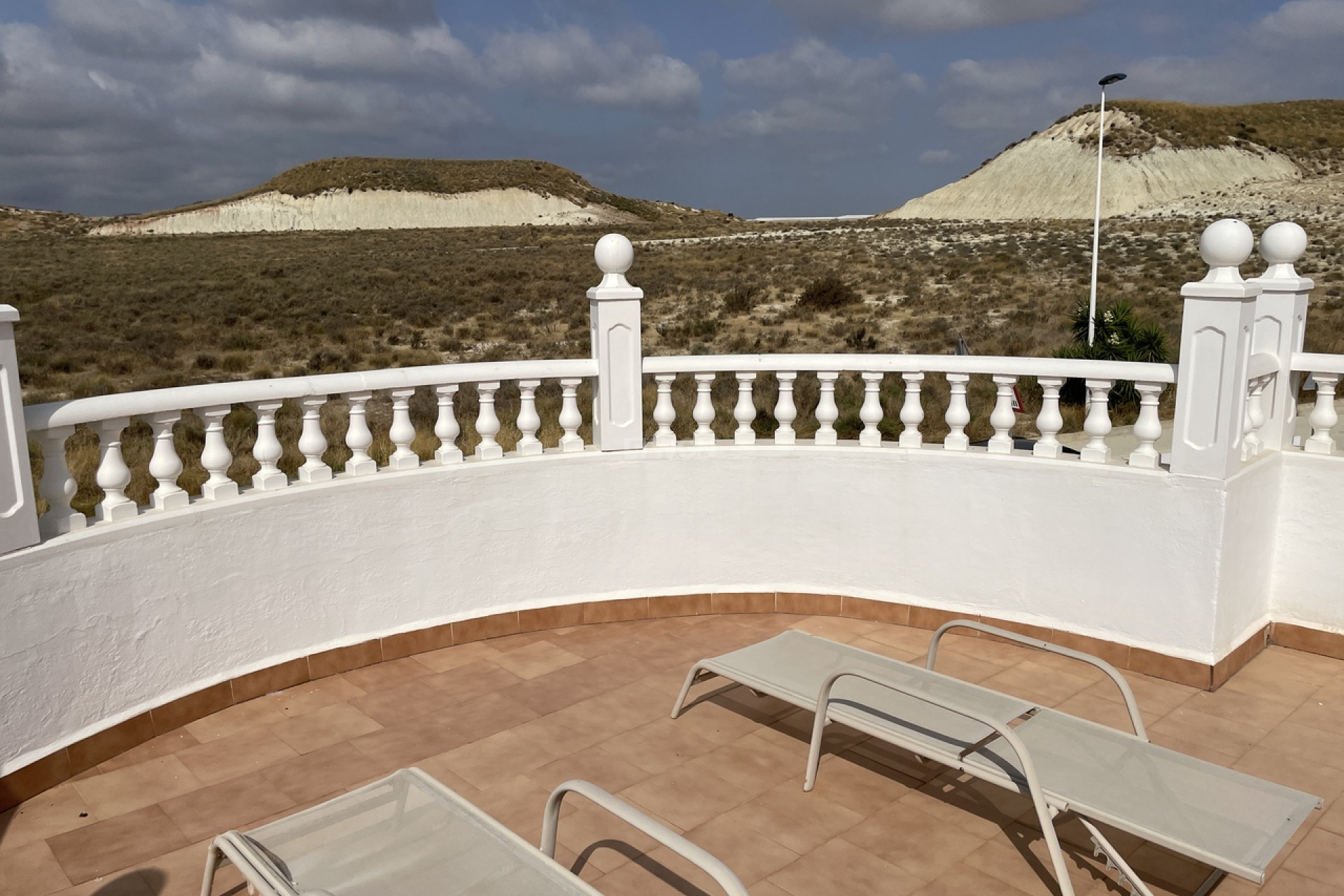 Reventa - Villa - Camposol - Inland