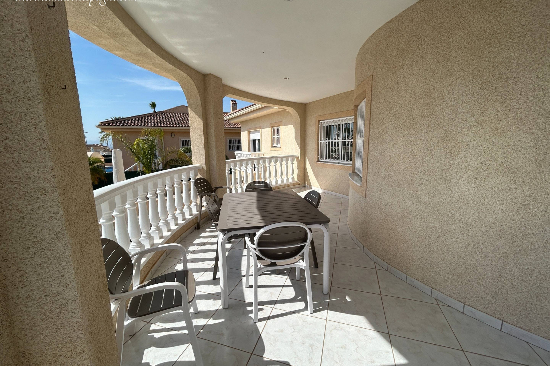 Reventa - Villa - Ciudad Quesada - Benimar