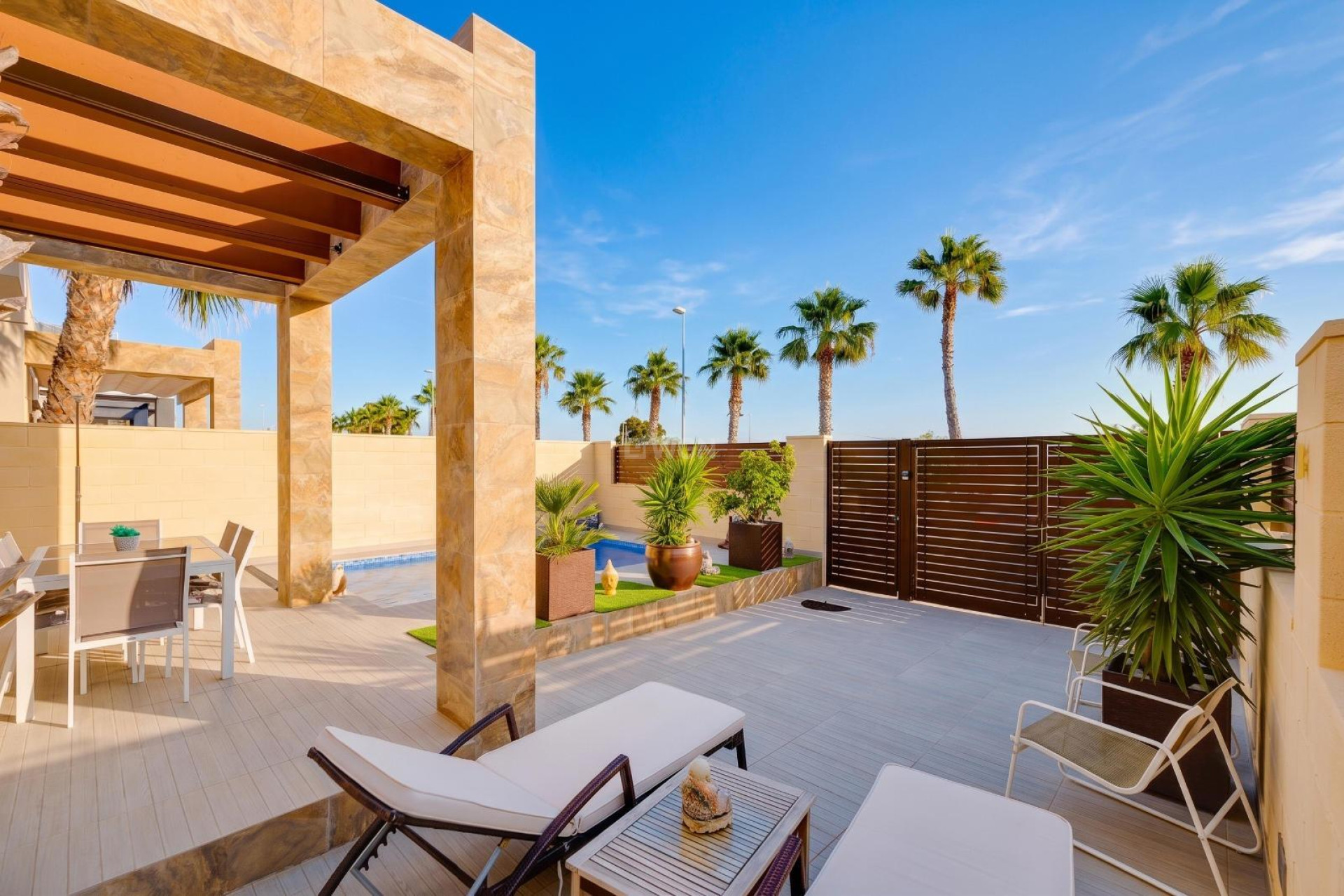 Reventa - Villa - Ciudad Quesada - Pueblo Bravo