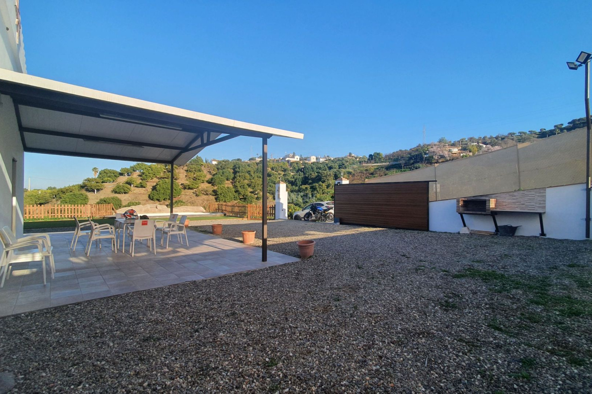 Reventa - Villa - Coin - Inland