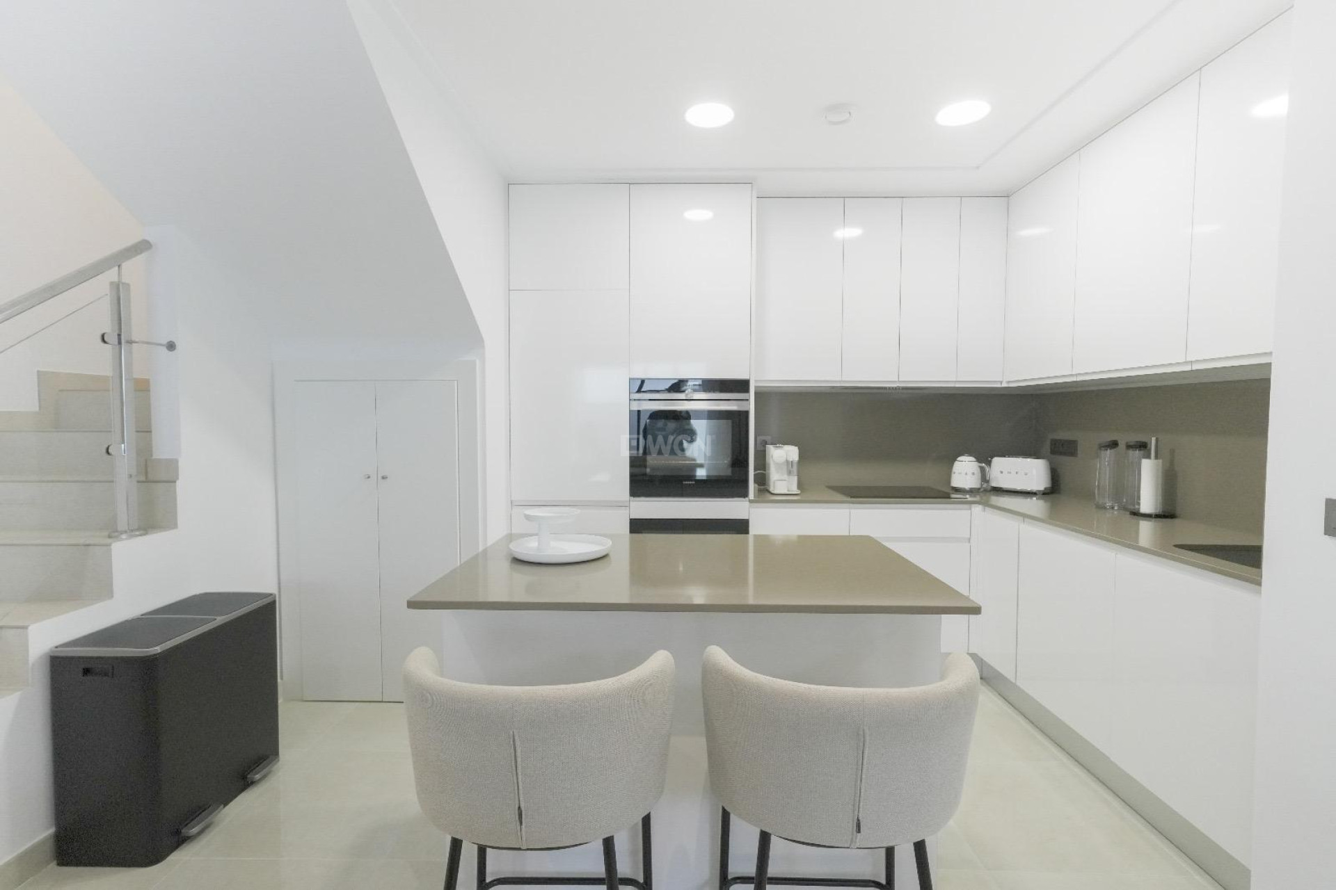 Reventa - Villa - Dolores