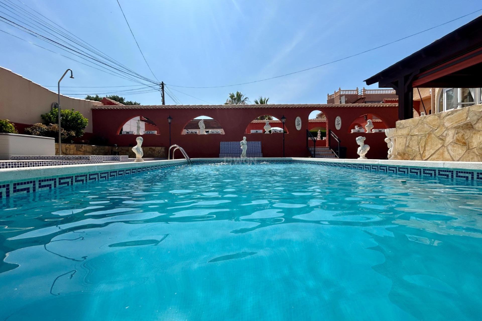 Reventa - Villa - El Chaparral - Inland