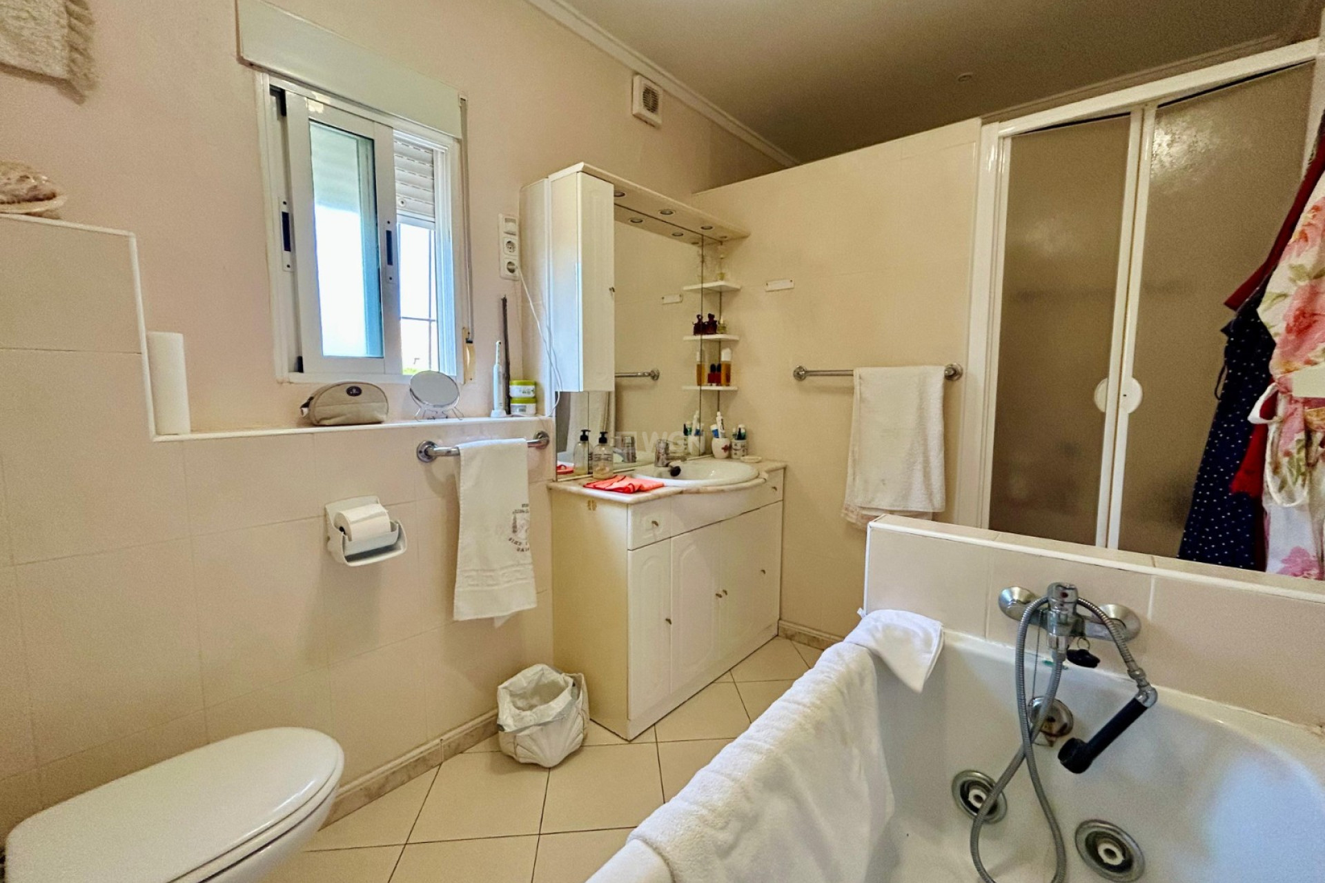 Reventa - Villa - El Chaparral - Inland