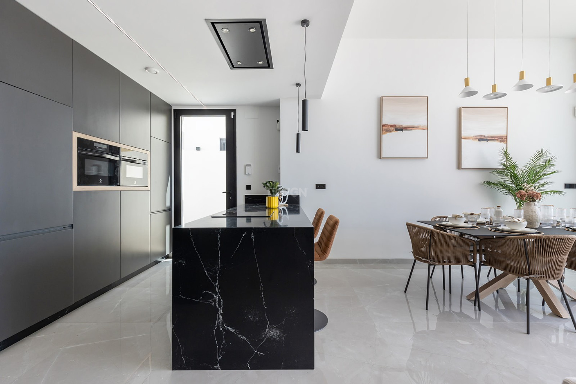 Reventa - Villa - El Chaparral - Inland