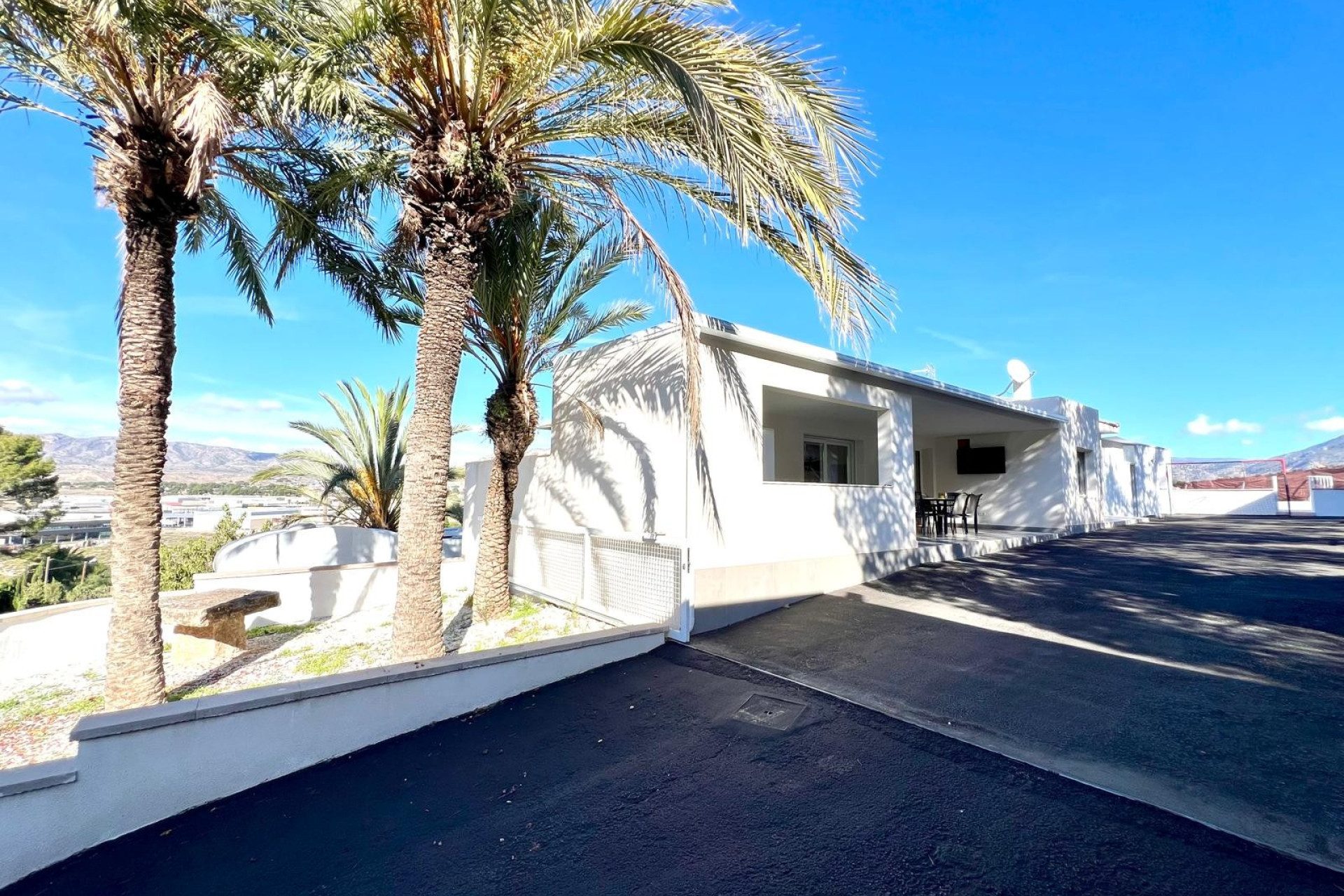 Reventa - Villa - Elda - Inland