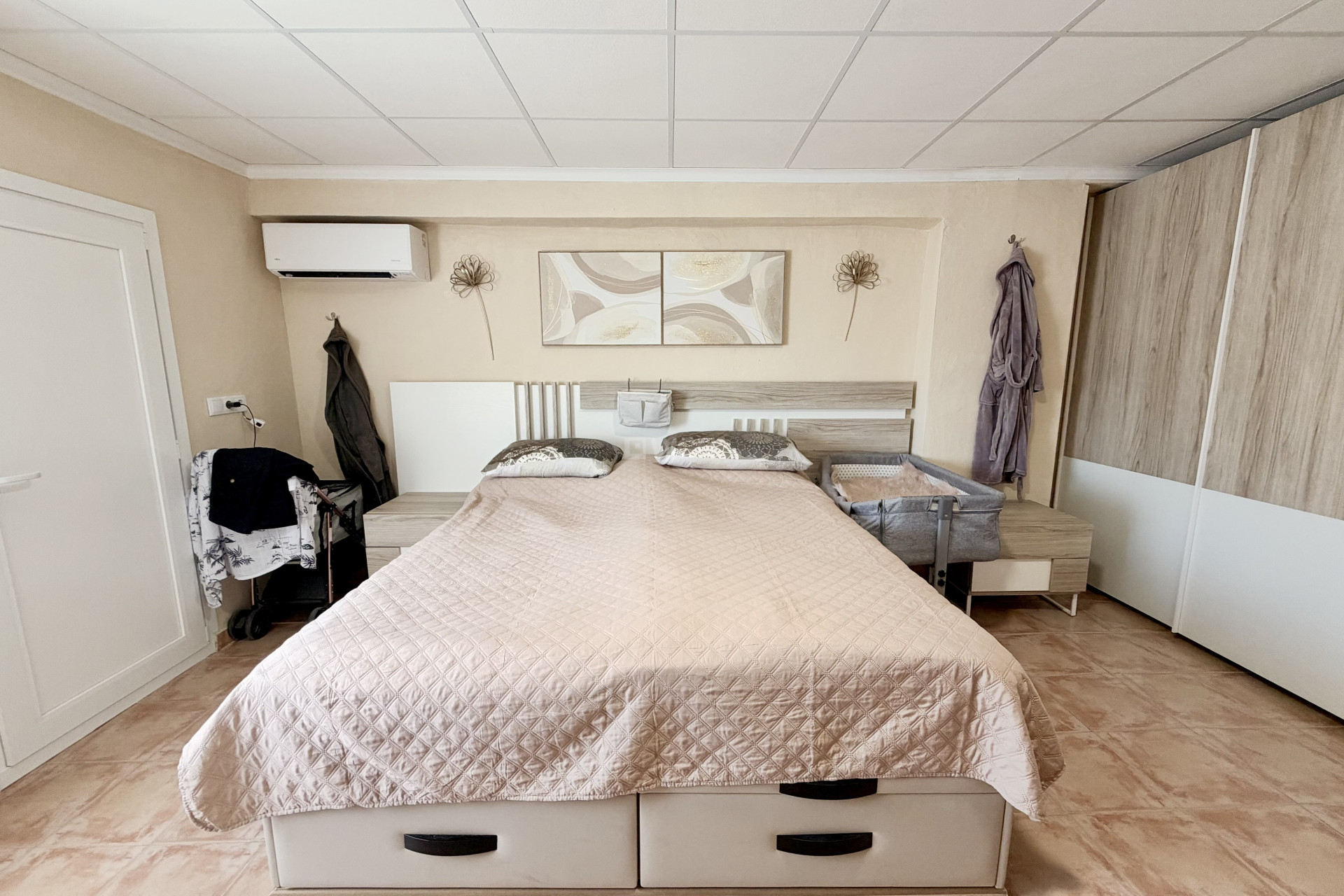 Reventa - Villa - Fortuna - Inland