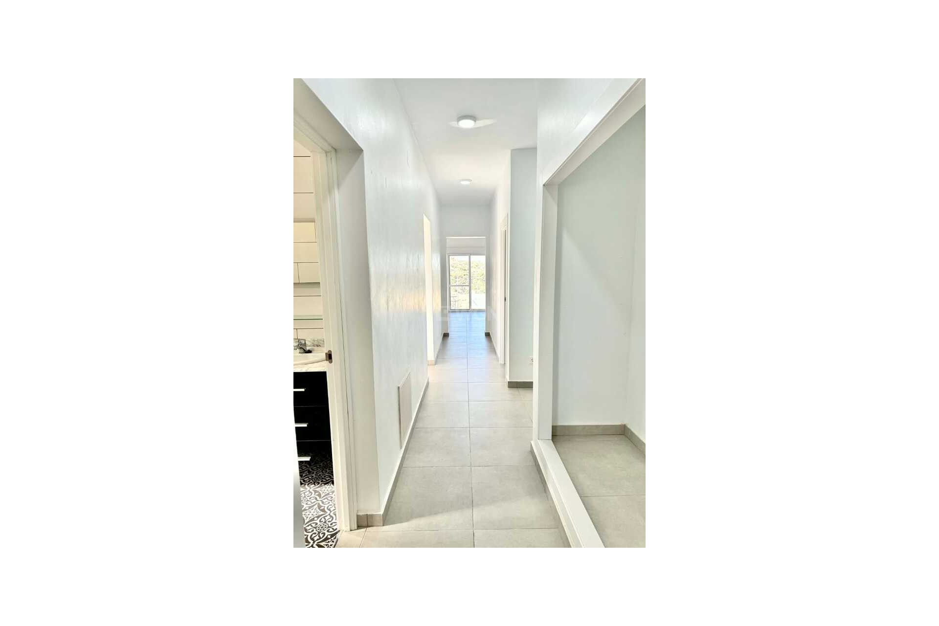 Reventa - Villa - Fortuna - Inland