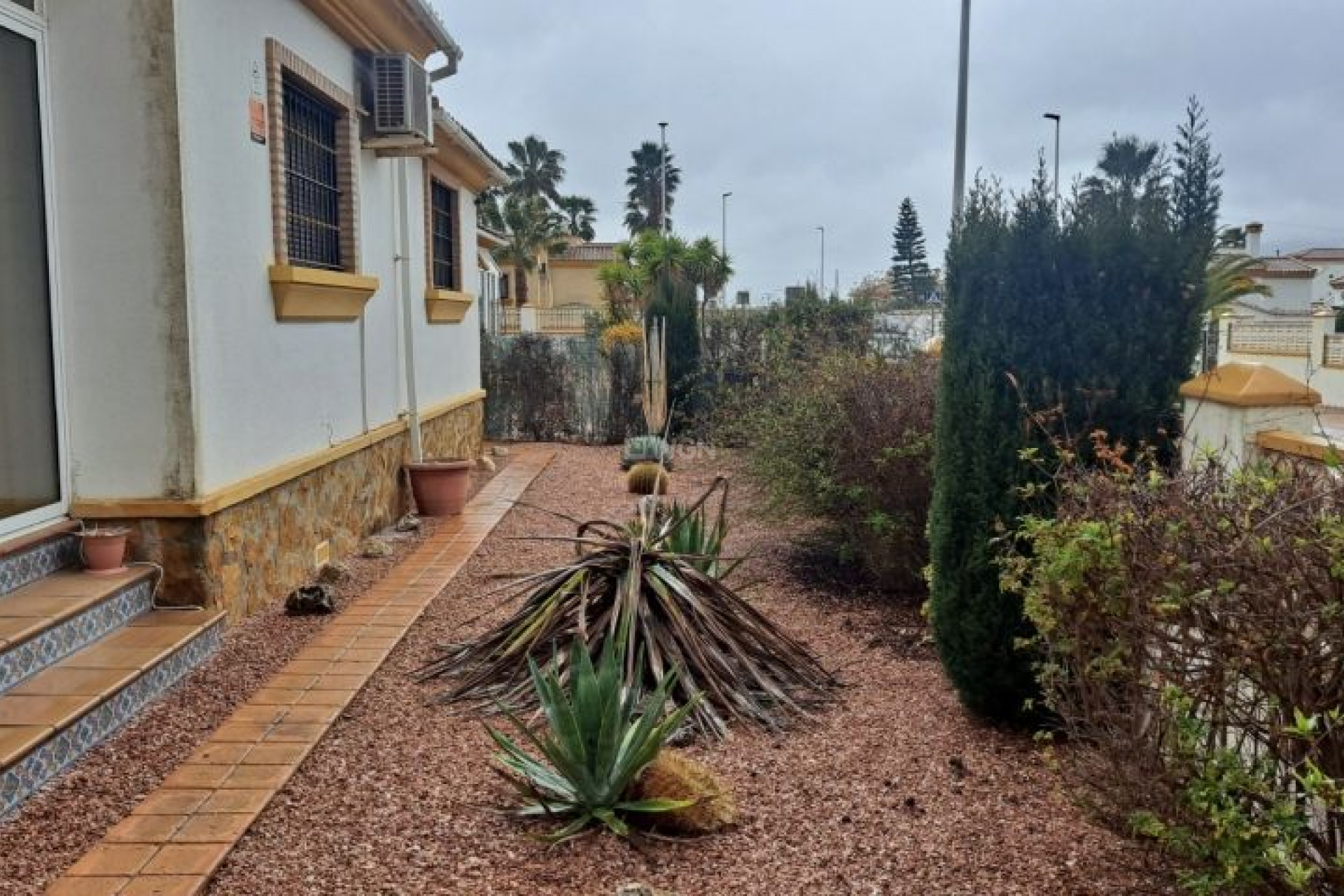 Reventa - Villa - Hondón de las Nieves - Inland