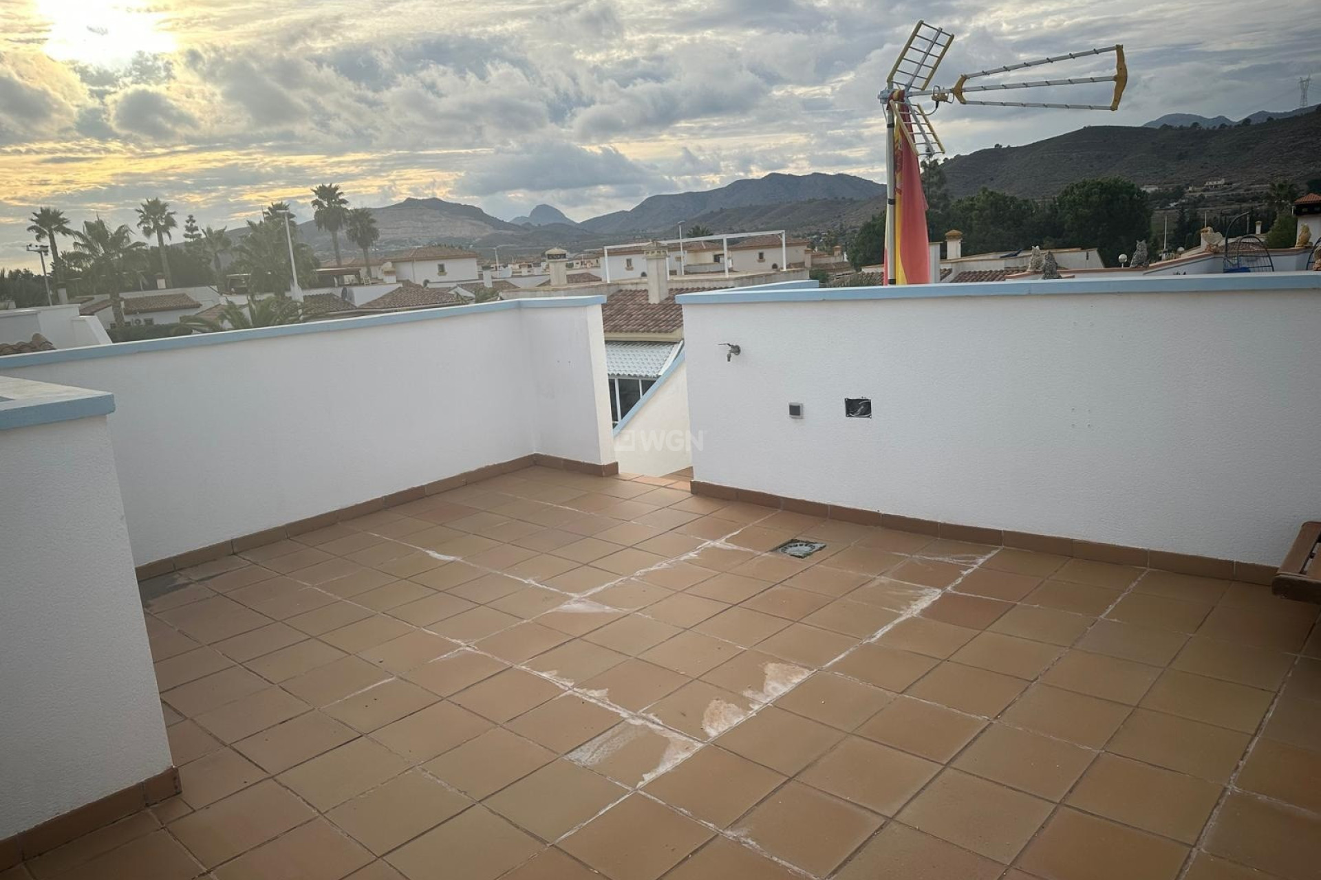 Reventa - Villa - Hondón de las Nieves - Inland