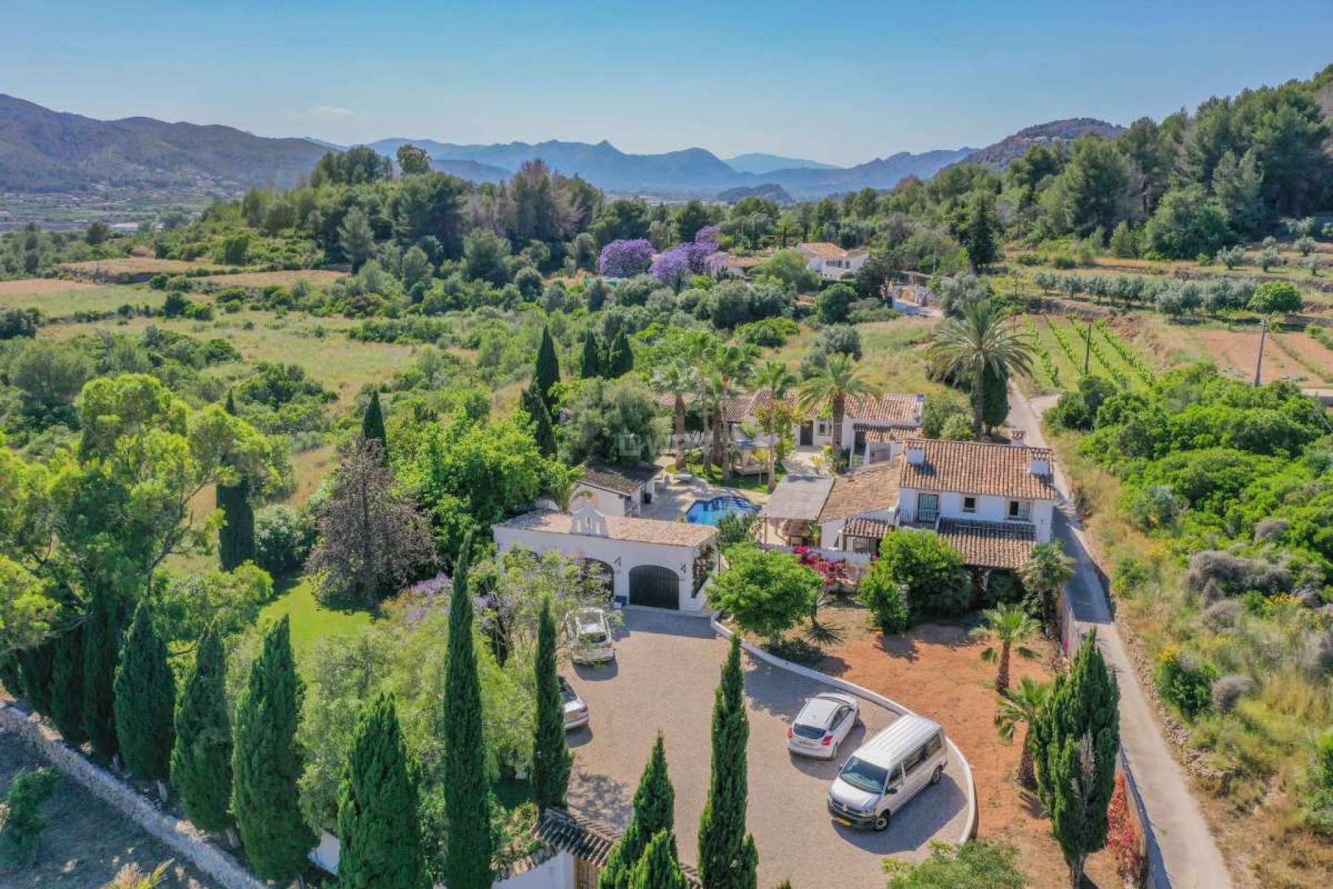 Reventa - Villa - Jesus Pobre - Inland