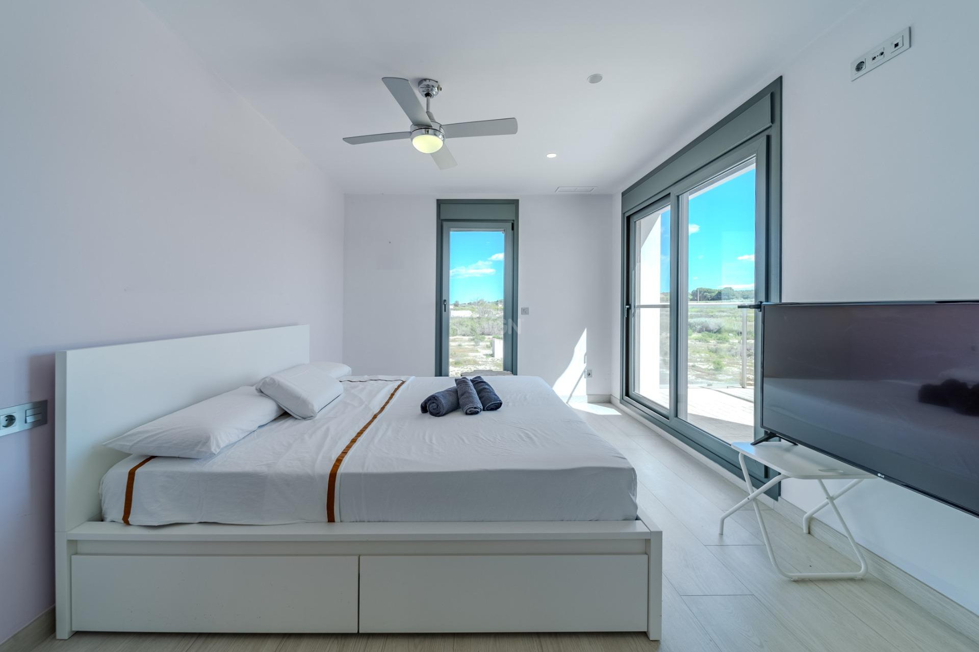 Reventa - Villa - La Marina