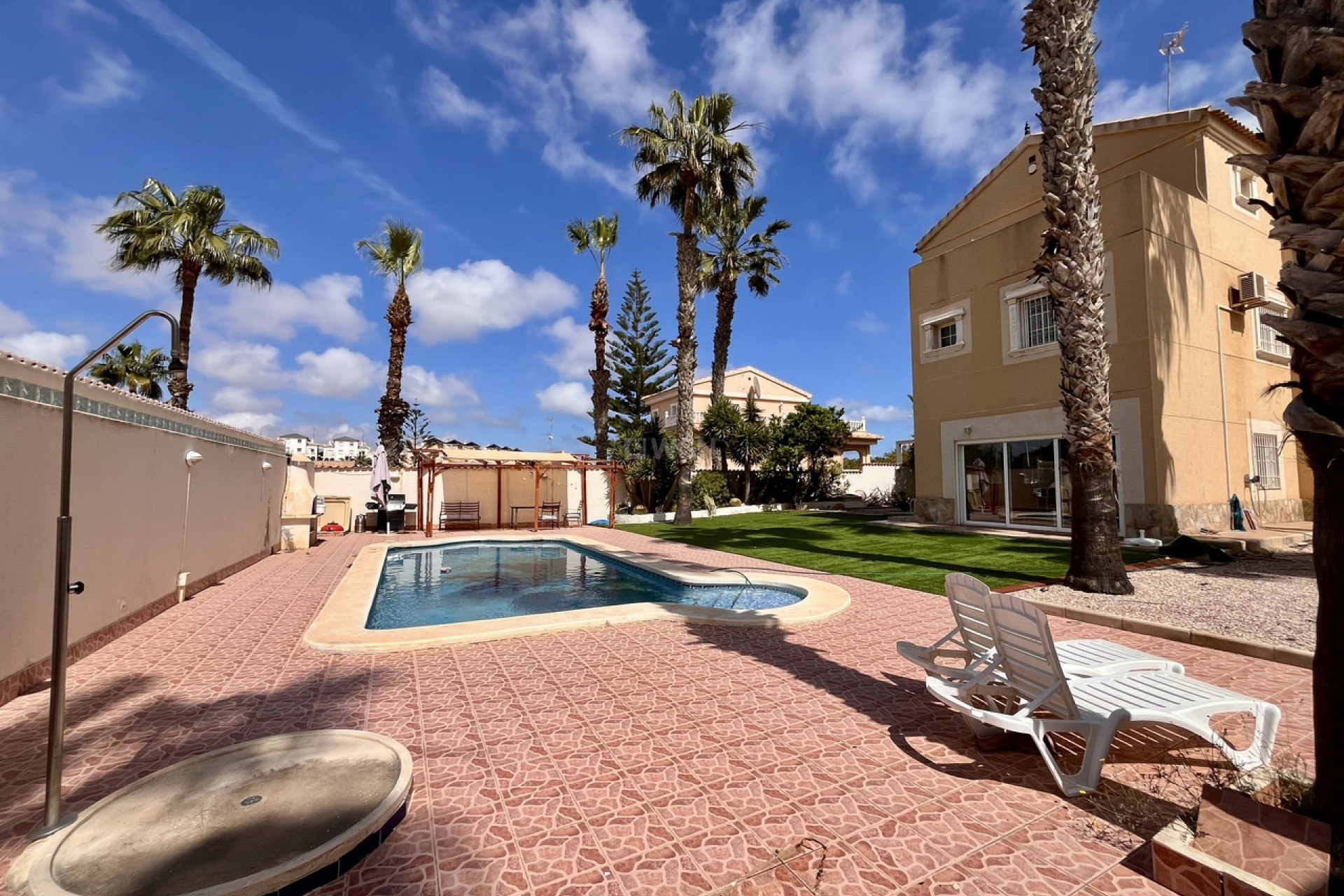 Reventa - Villa - La Zenia - Costa Blanca