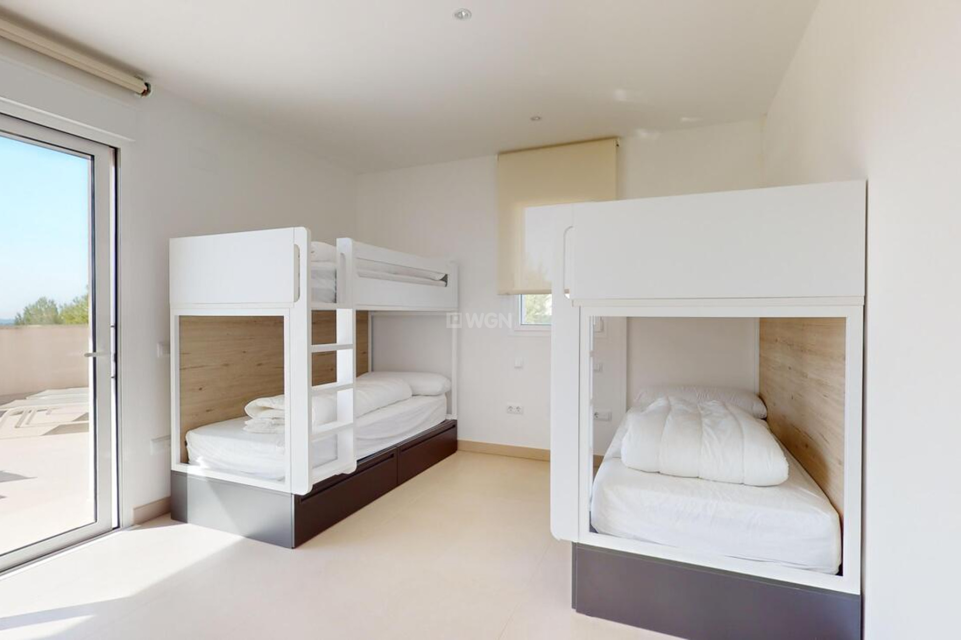 Reventa - Villa - Las Colinas Golf - Almendro