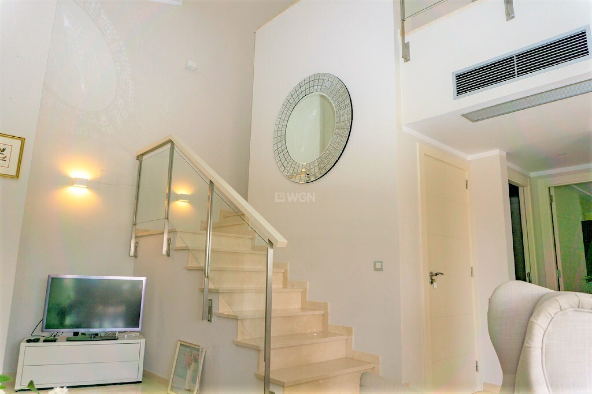 Reventa - Villa - Las Colinas Golf - Inland