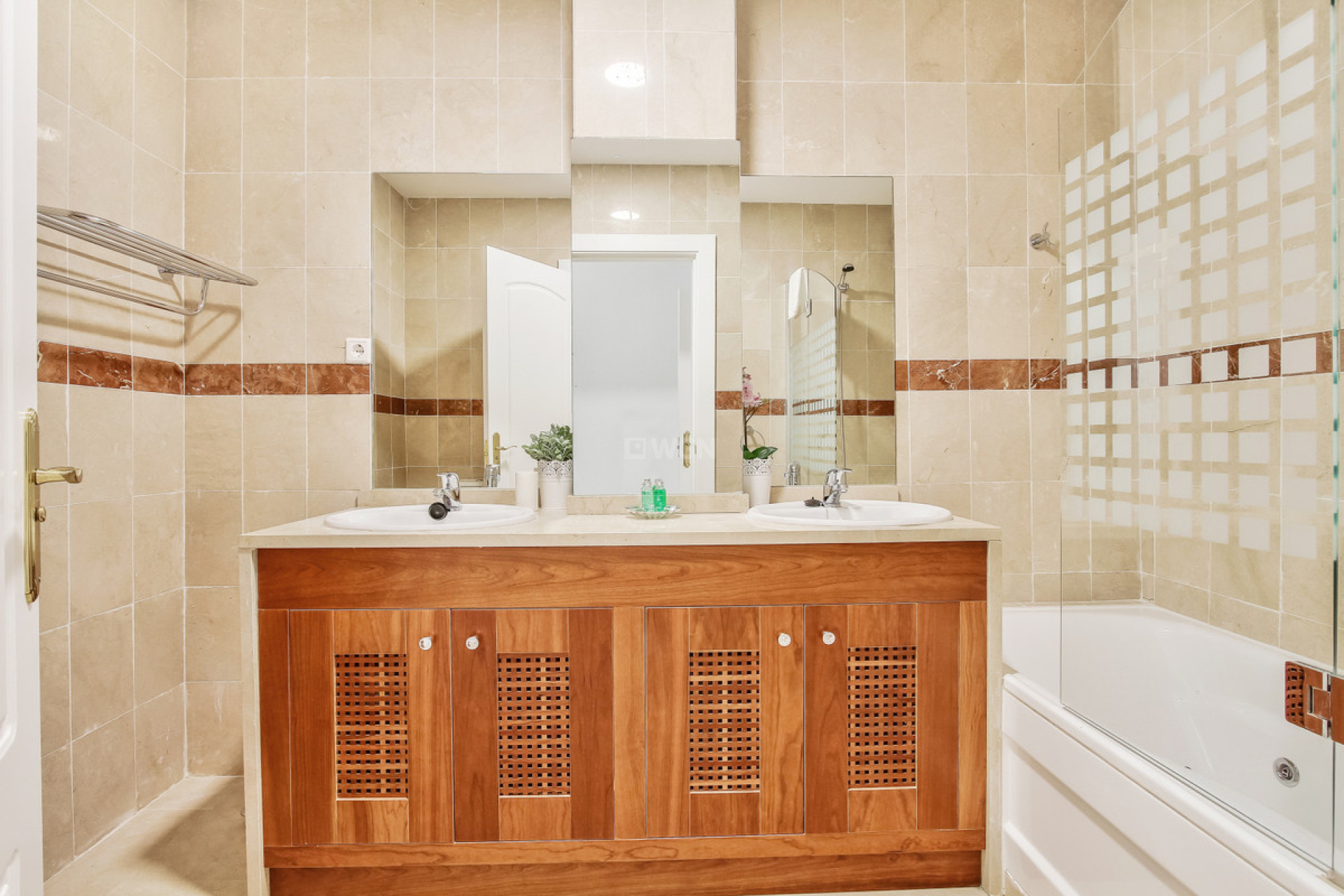 Reventa - Villa - Lauro Golf - Inland