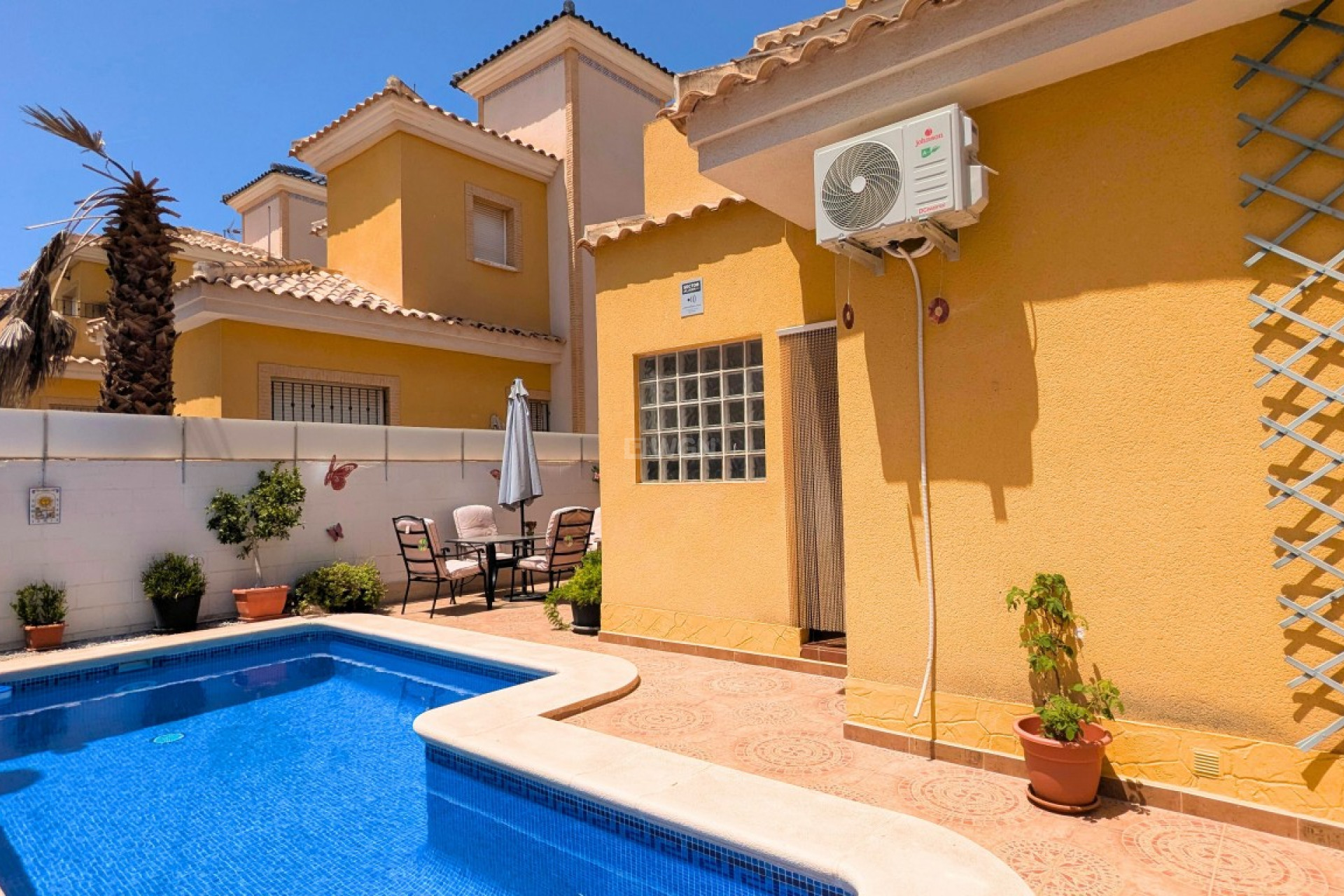 Reventa - Villa - Lo Crispin - Inland