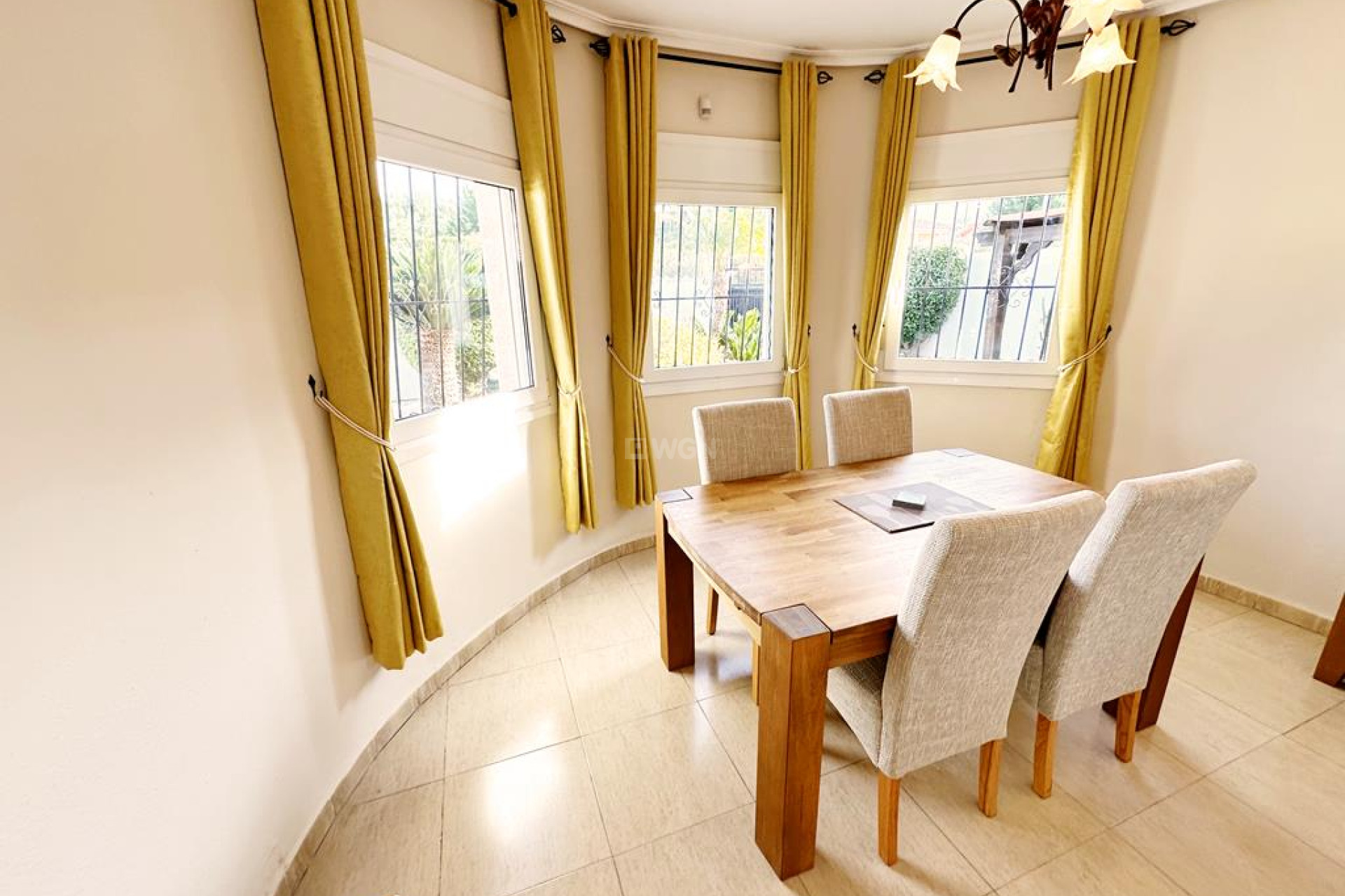 Reventa - Villa - Lo Santiago - Inland