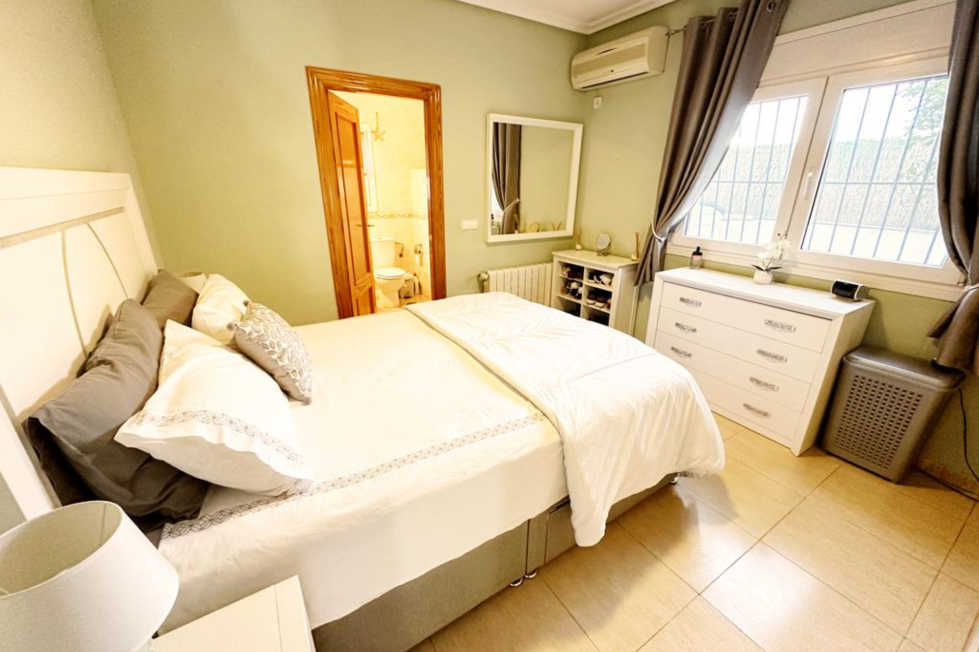 Reventa - Villa - Lo Santiago - Inland